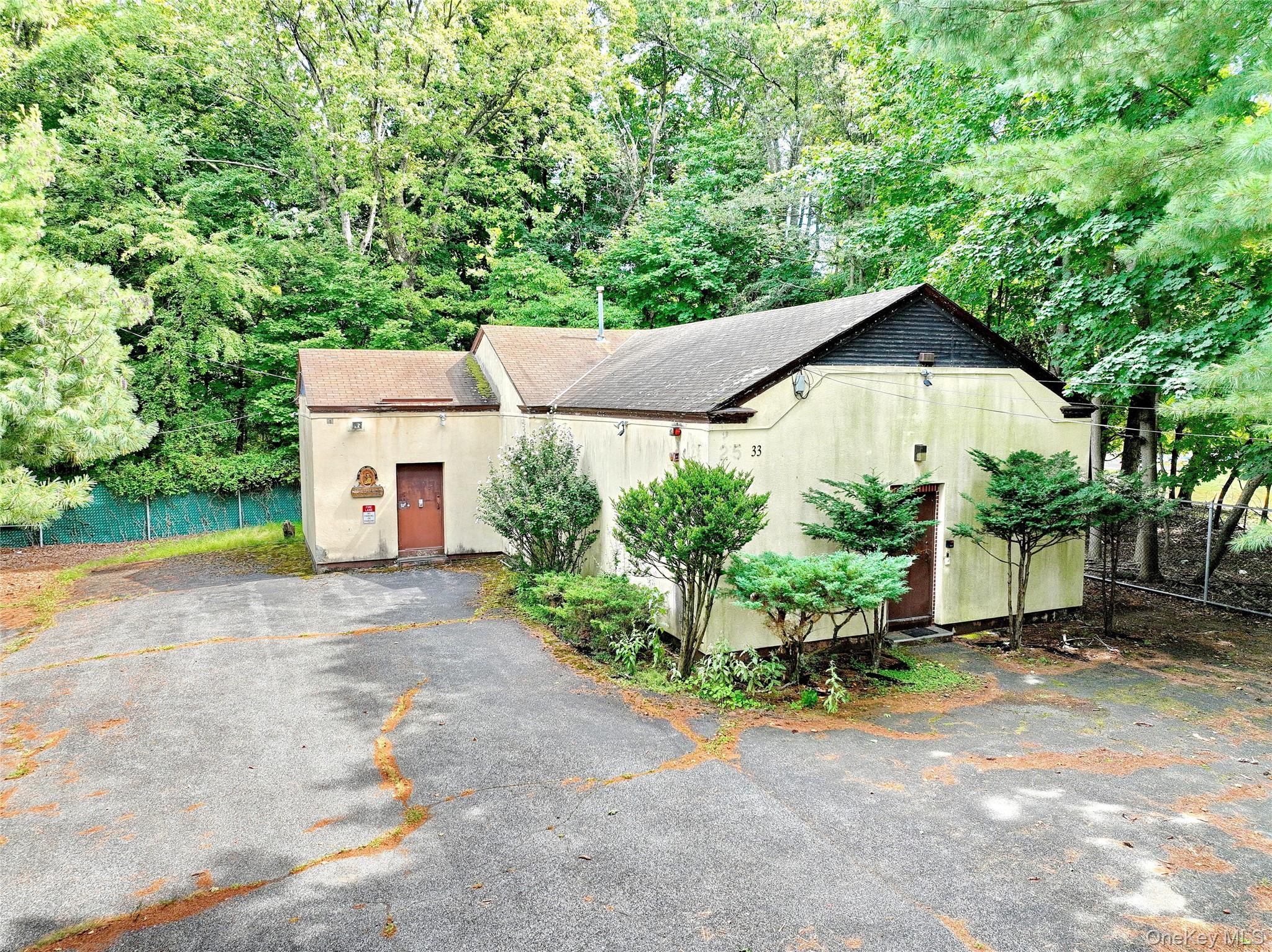 #6 photo, 33 Church Road, Airmont , NY 10952