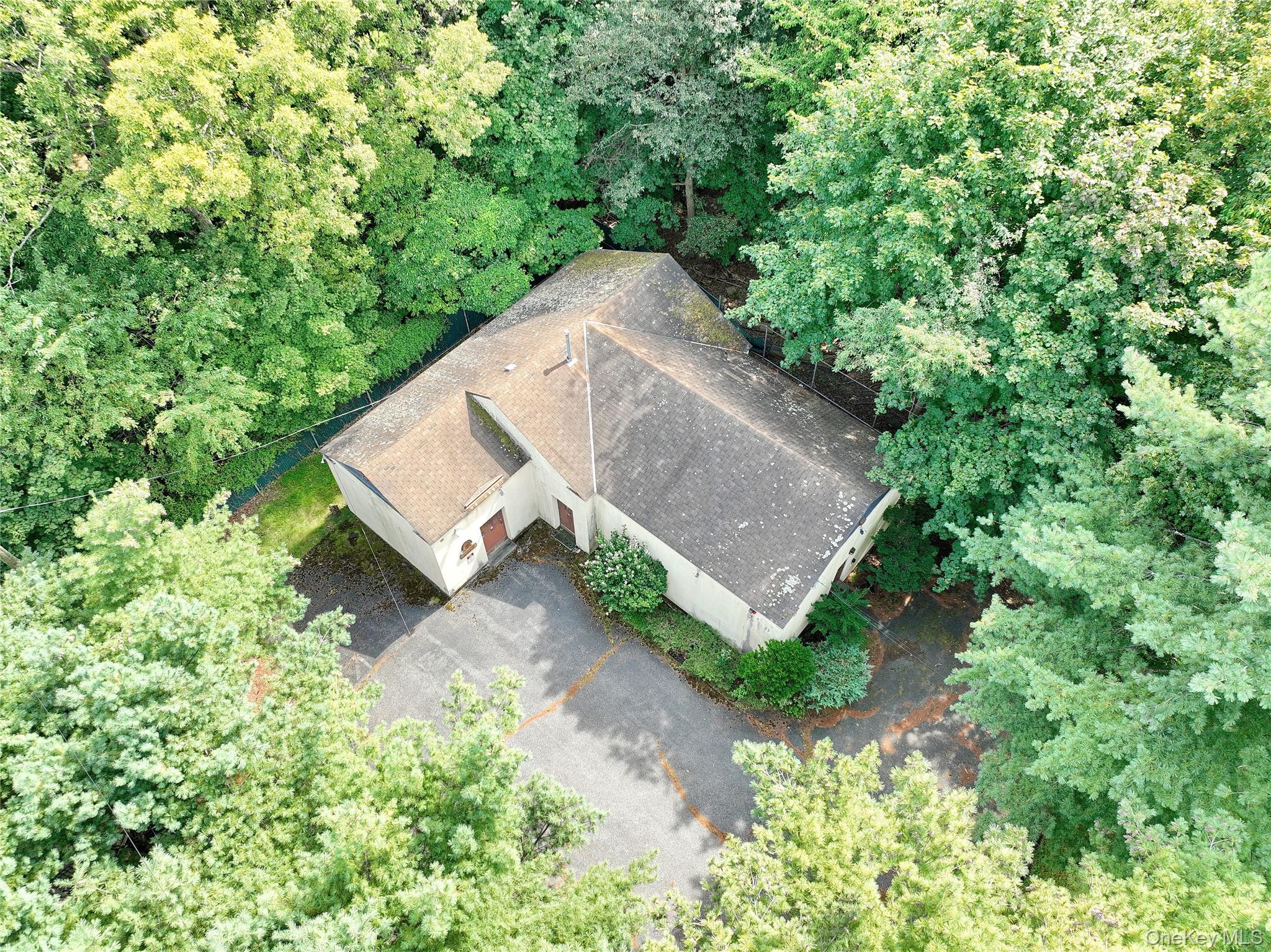 #9 photo, 33 Church Road, Airmont , NY 10952