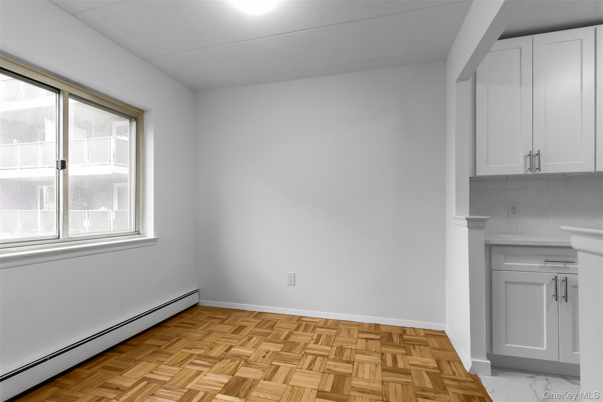 #13 photo, 372 Central Park Avenue, Scarsdale , NY 10583