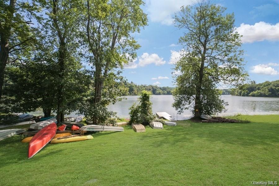 #20 photo, 422 Panorama Drive, Mohegan Lake , NY 10547