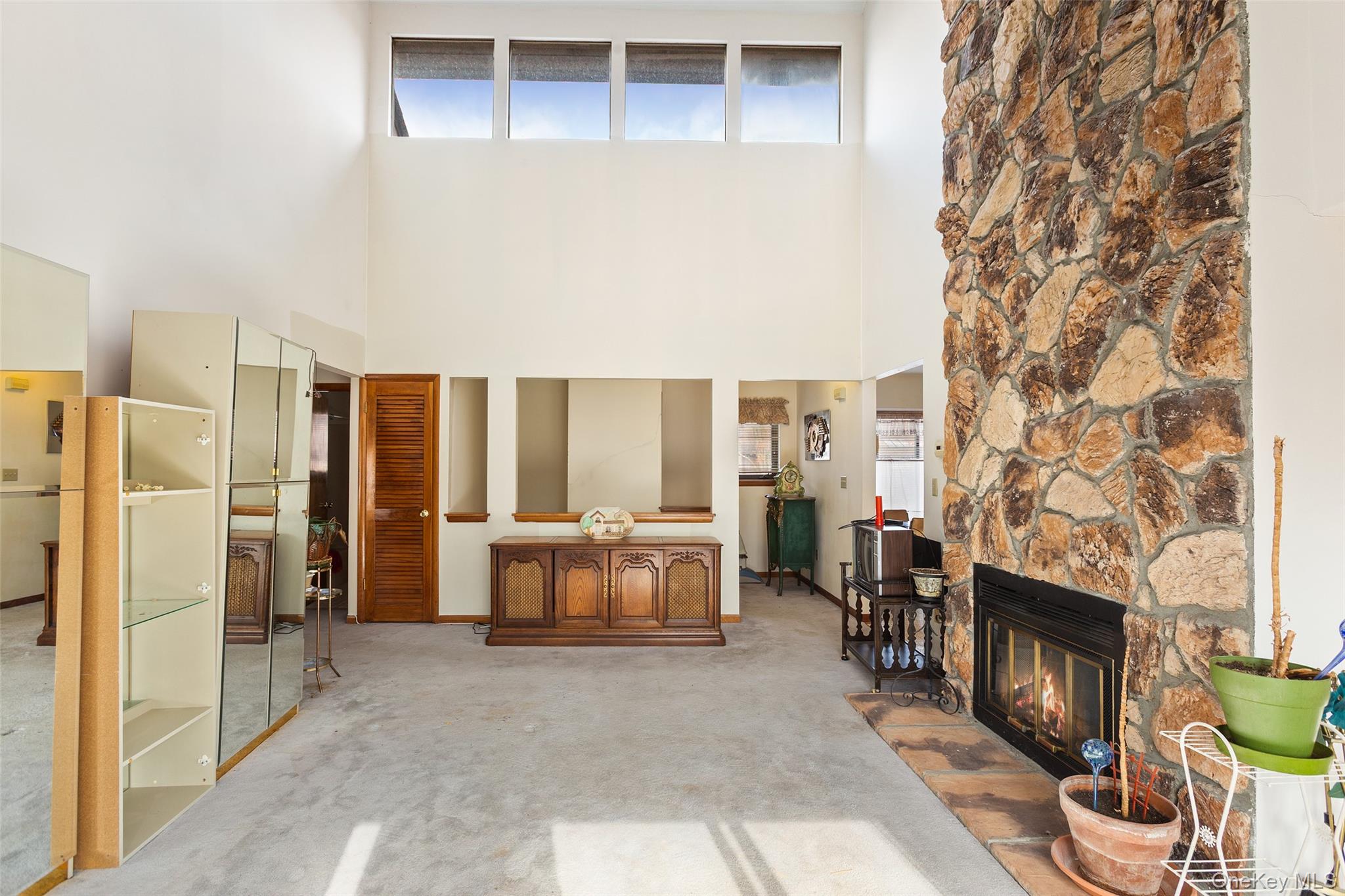 #3 photo, 422 Panorama Drive, Mohegan Lake , NY 10547