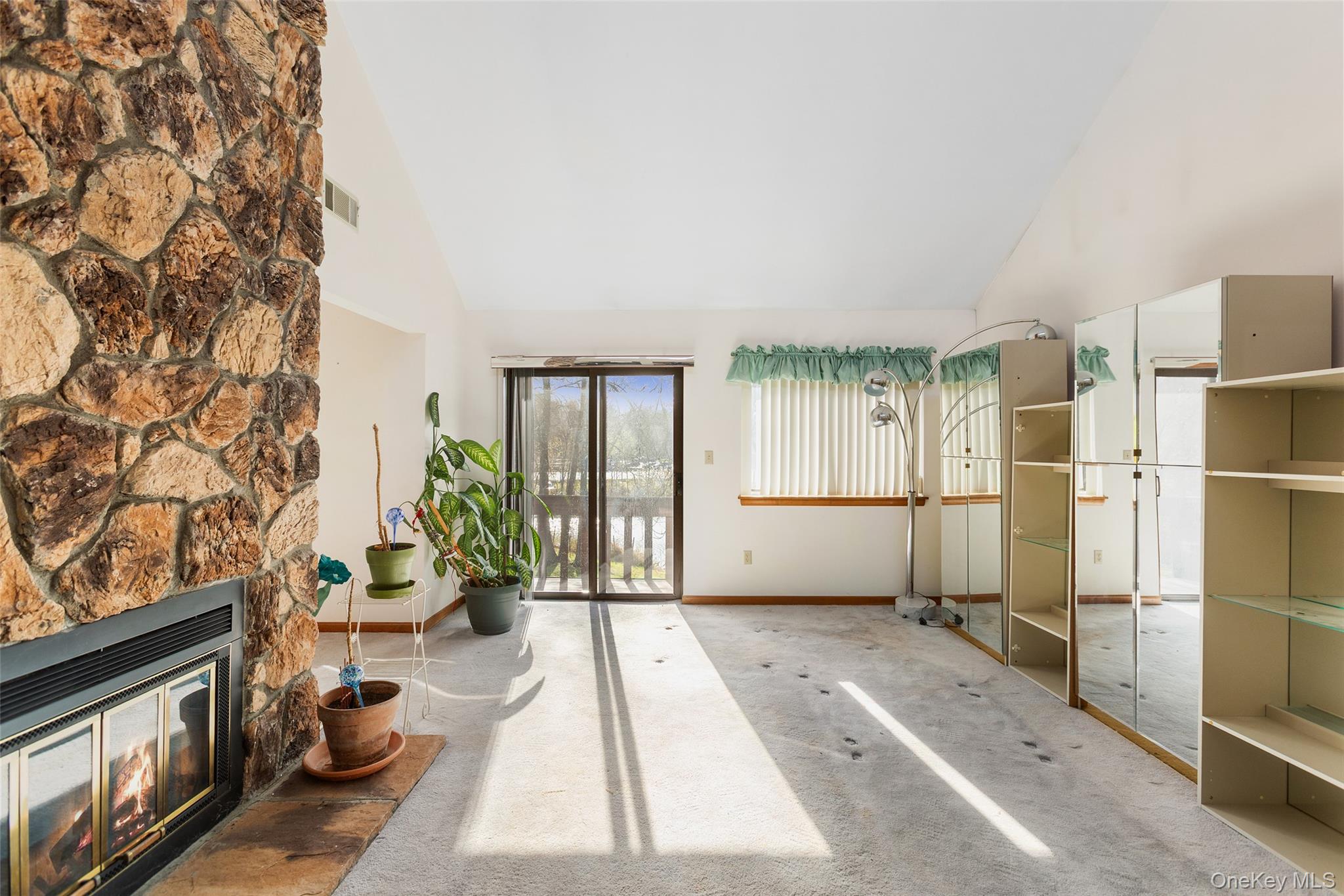 #4 photo, 422 Panorama Drive, Mohegan Lake , NY 10547