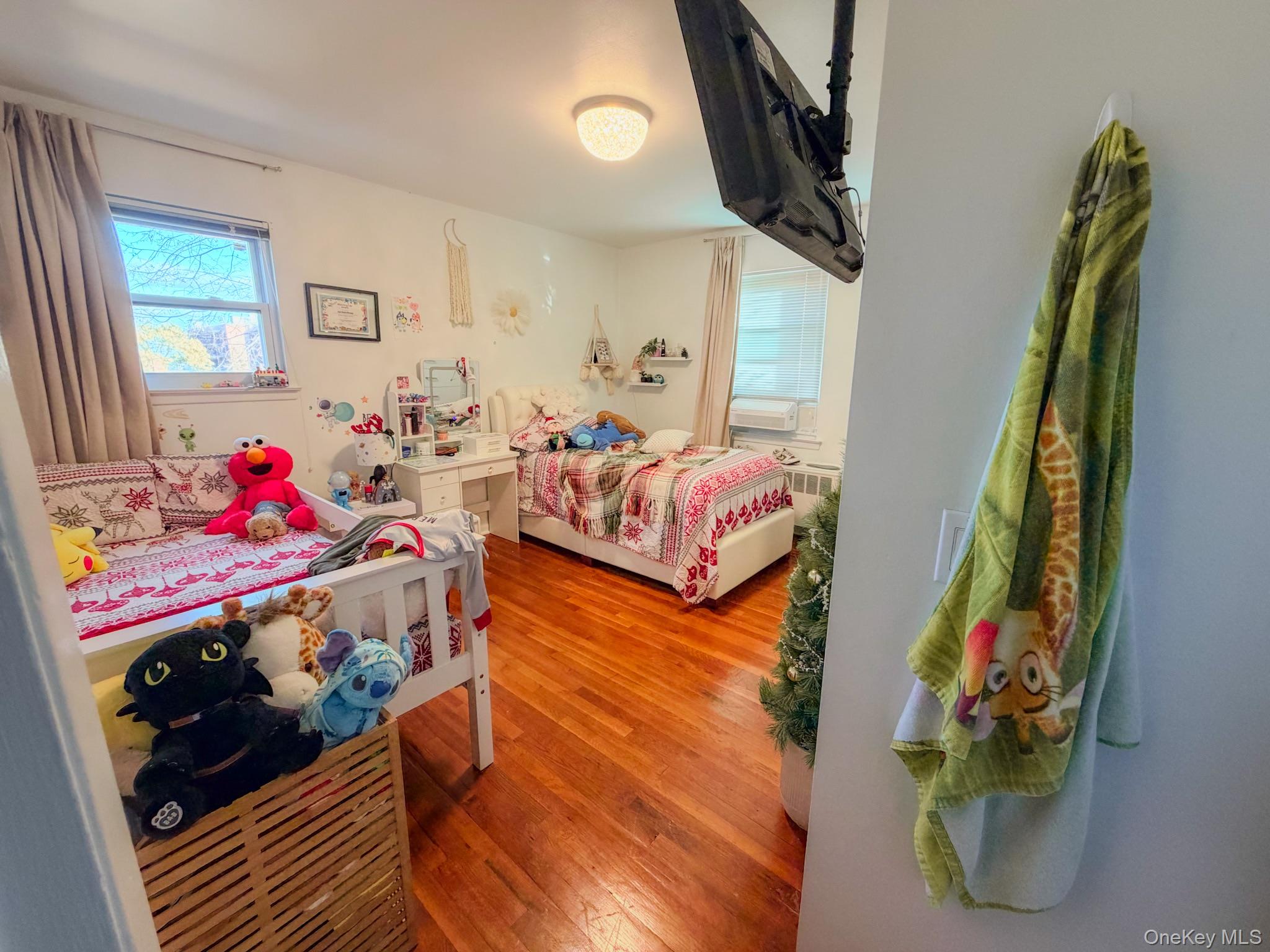 #16 photo, 1110 Clarence Avenue, Bronx , NY 10465