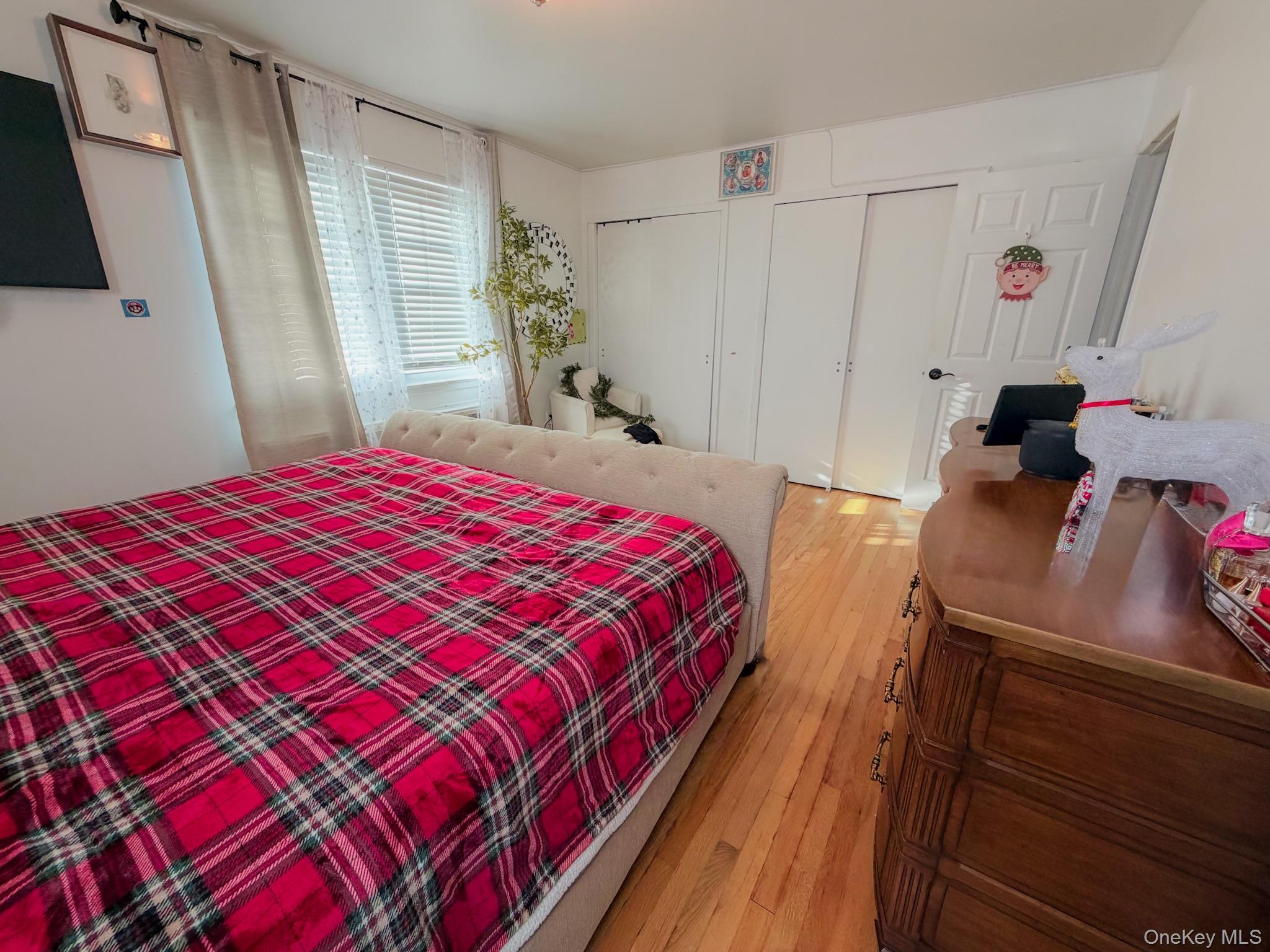 #18 photo, 1110 Clarence Avenue, Bronx , NY 10465