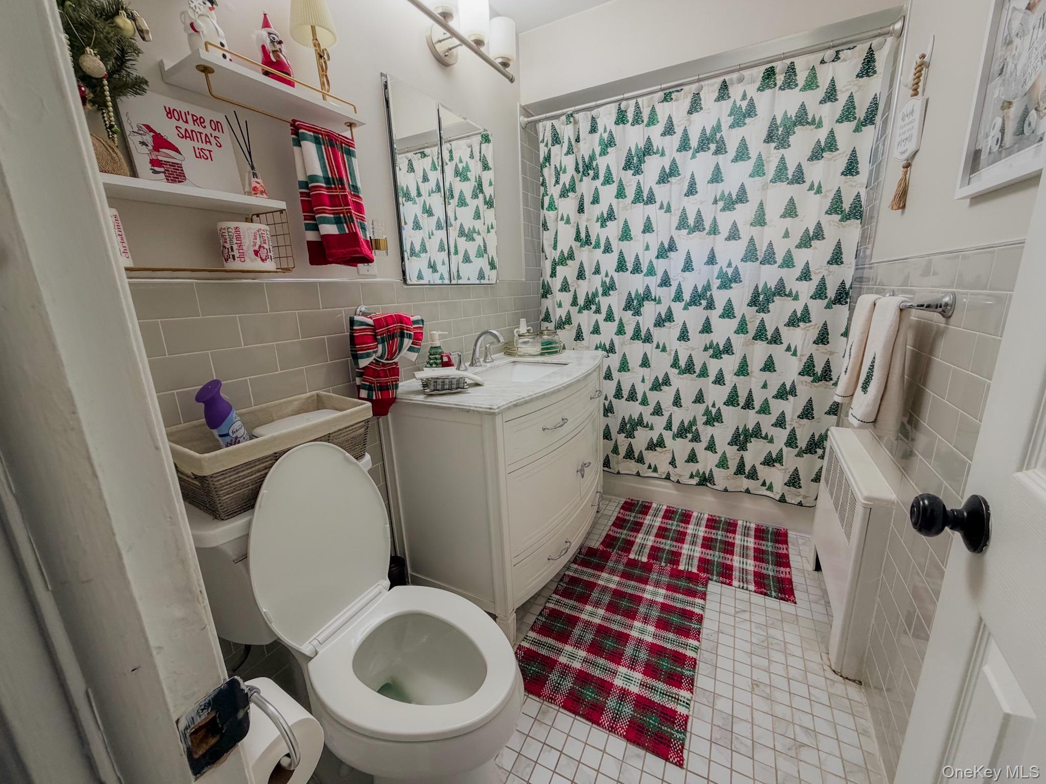 #19 photo, 1110 Clarence Avenue, Bronx , NY 10465