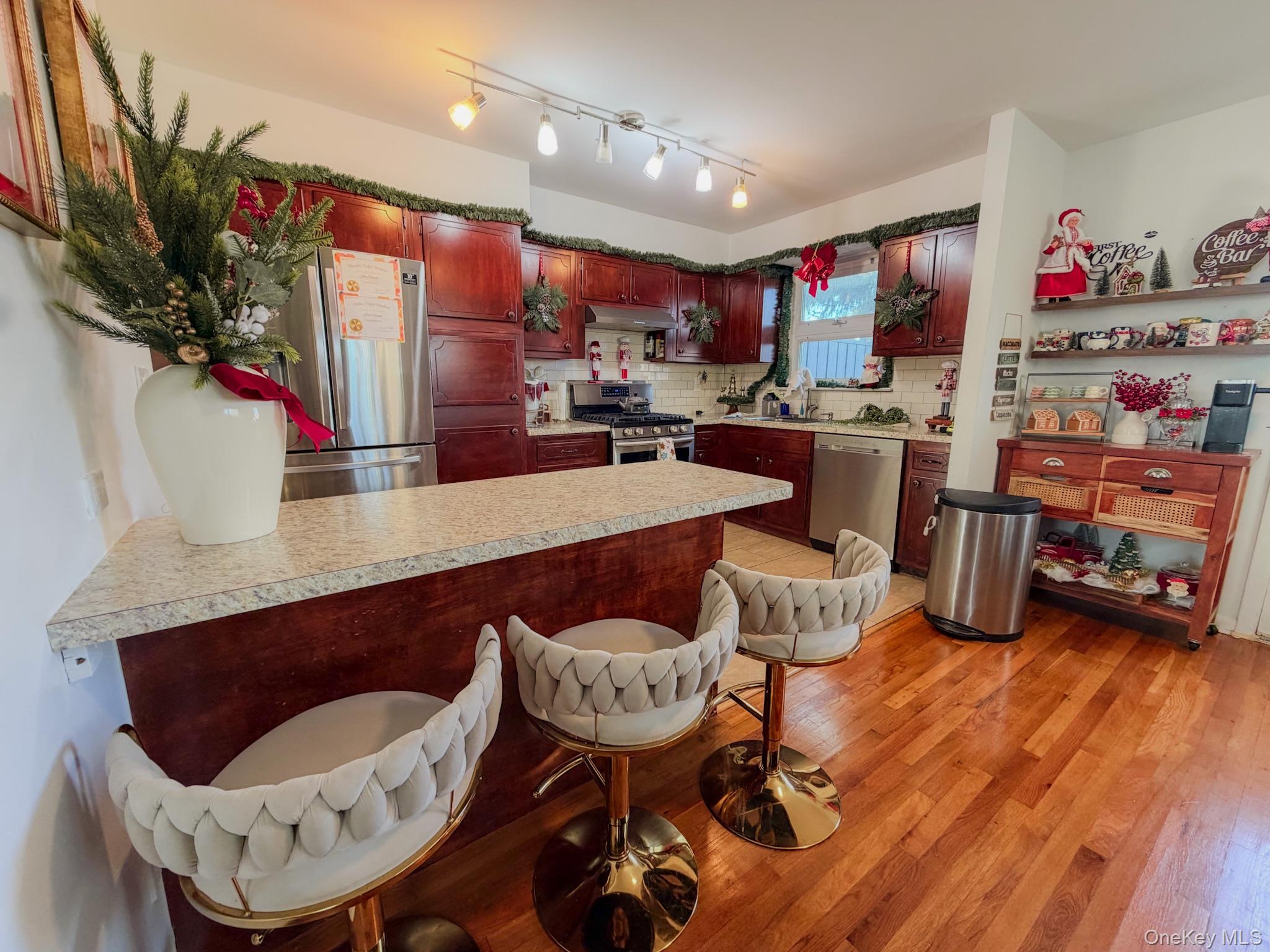 #9 photo, 1110 Clarence Avenue, Bronx , NY 10465