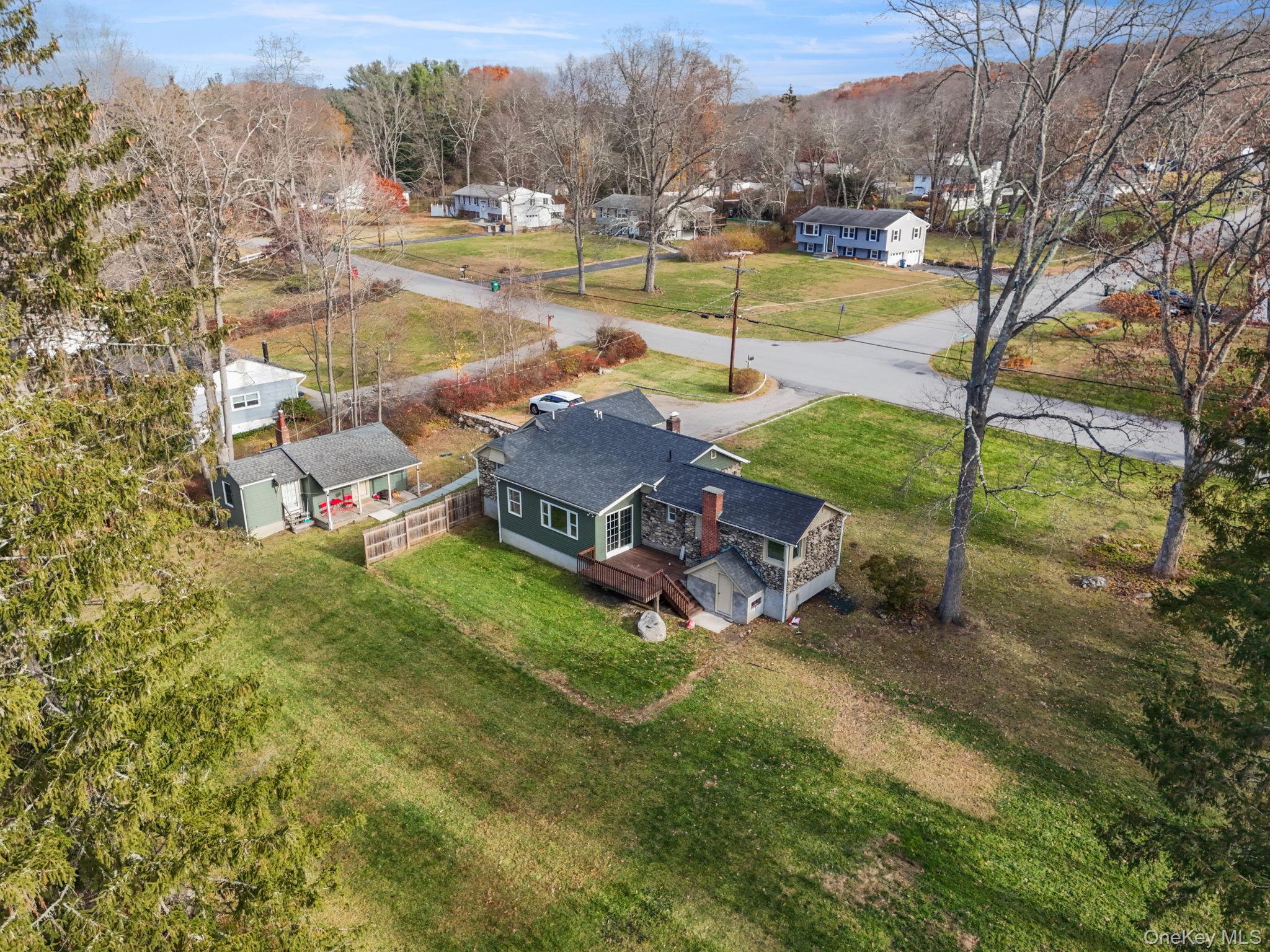 #3 photo, 18 Lakeview Road, Carmel , NY 10512