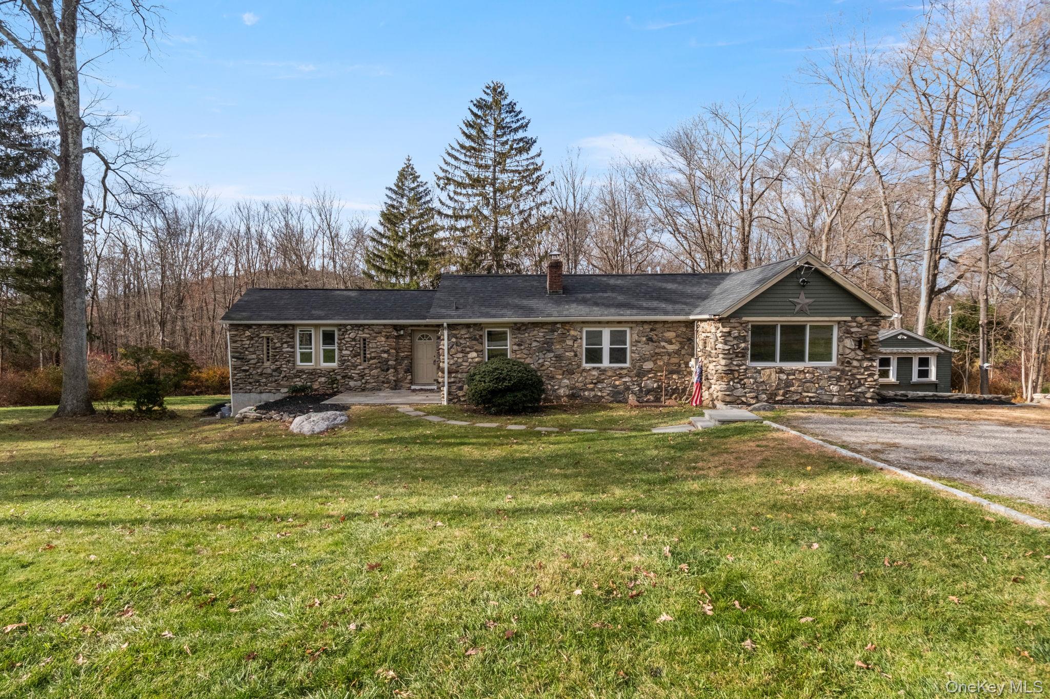 #5 photo, 18 Lakeview Road, Carmel , NY 10512