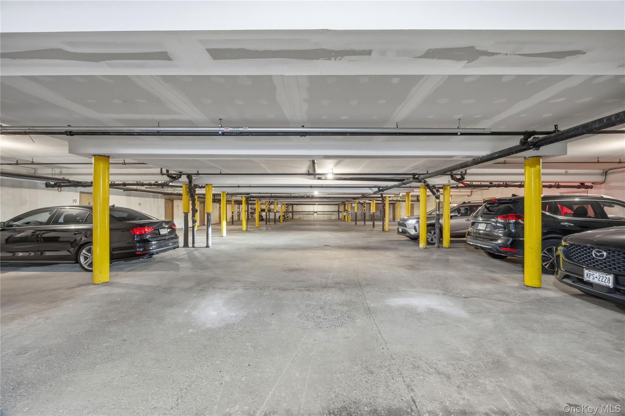 #19 photo, 50 Dekalb Avenue, White Plains , NY 10605