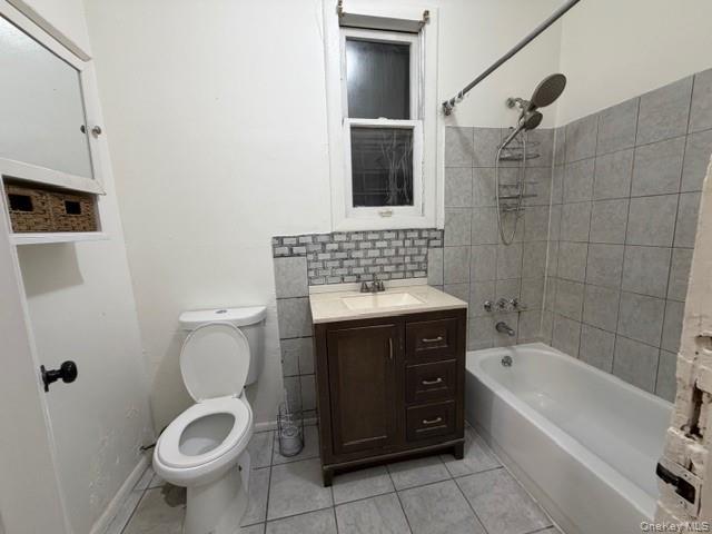 #5 photo, 1111 Quincy Avenue, Bronx , NY 10465