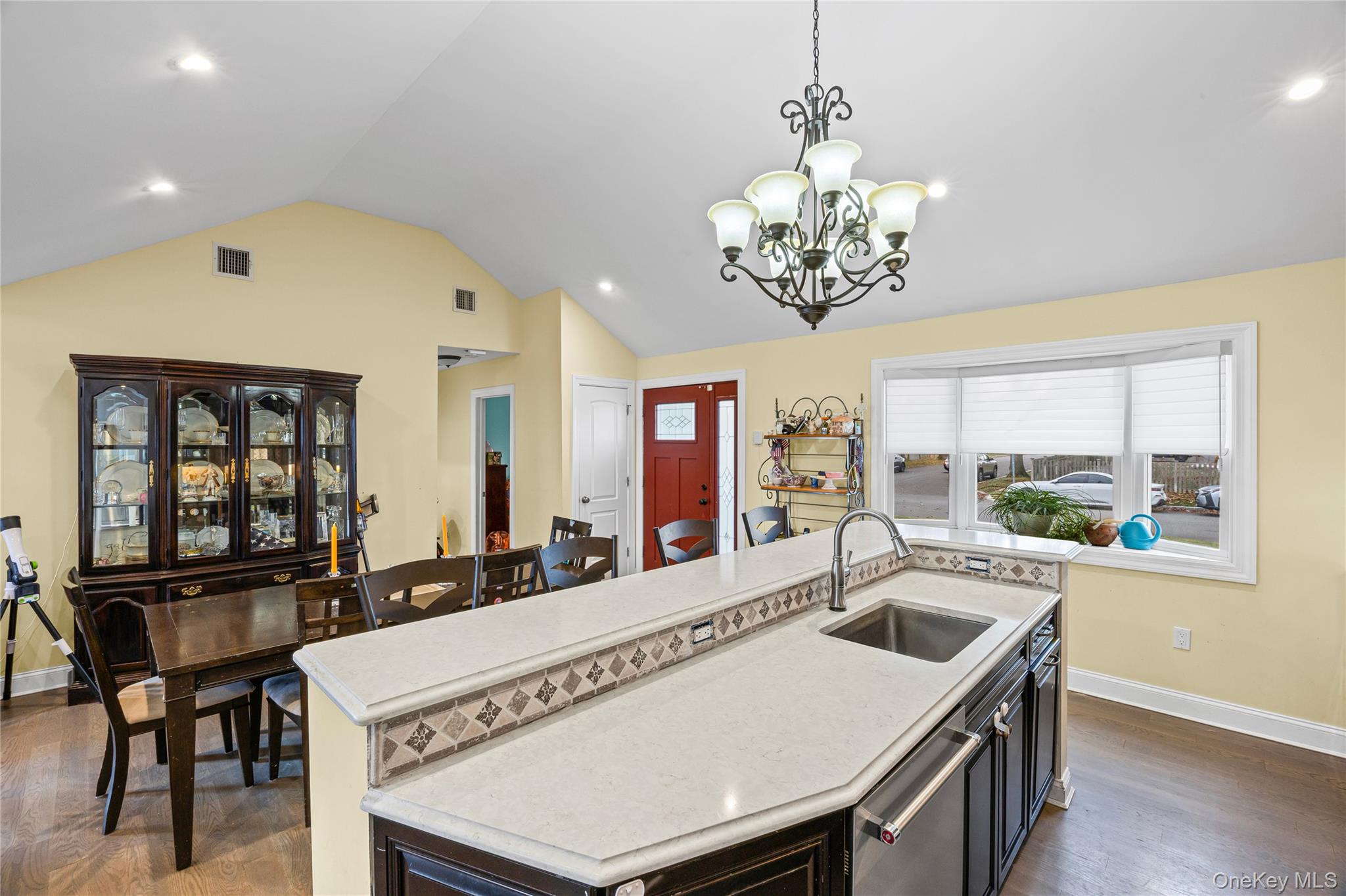 #13 photo, 37 Beachwood Drive, Babylon , NY 11702