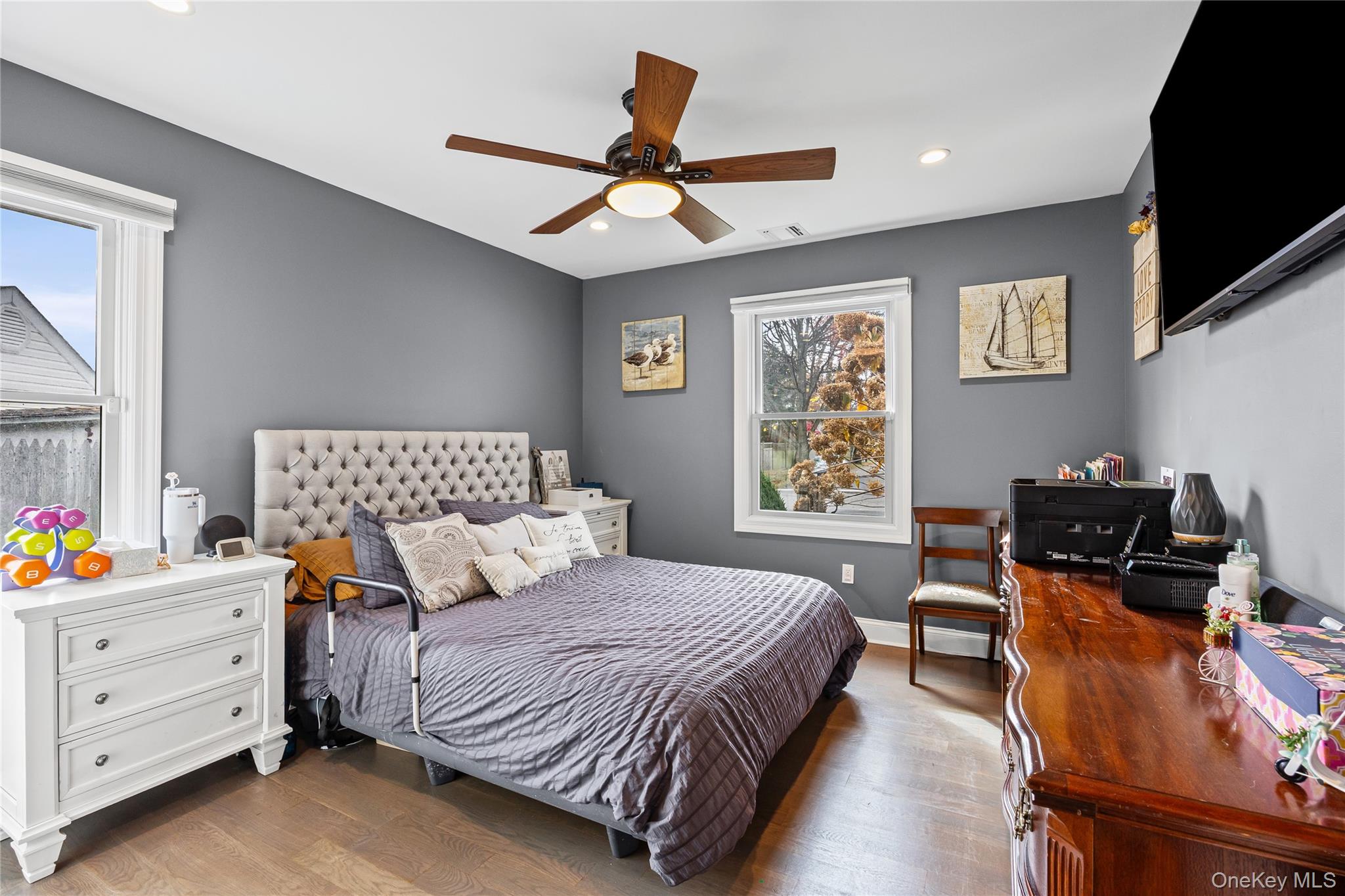 #17 photo, 37 Beachwood Drive, Babylon , NY 11702