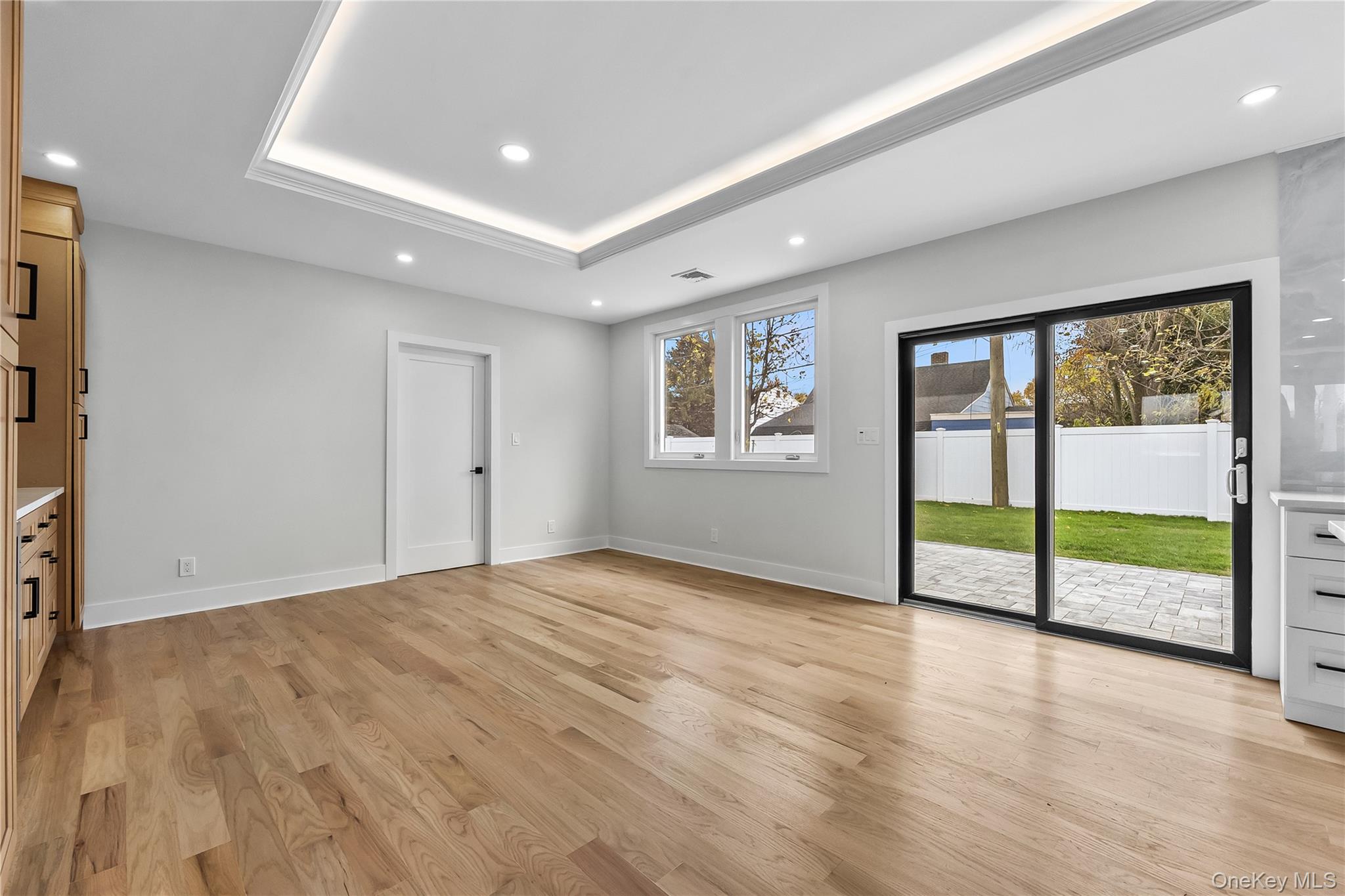 #12 photo, 2 Orchid Road, Levittown , NY 11756