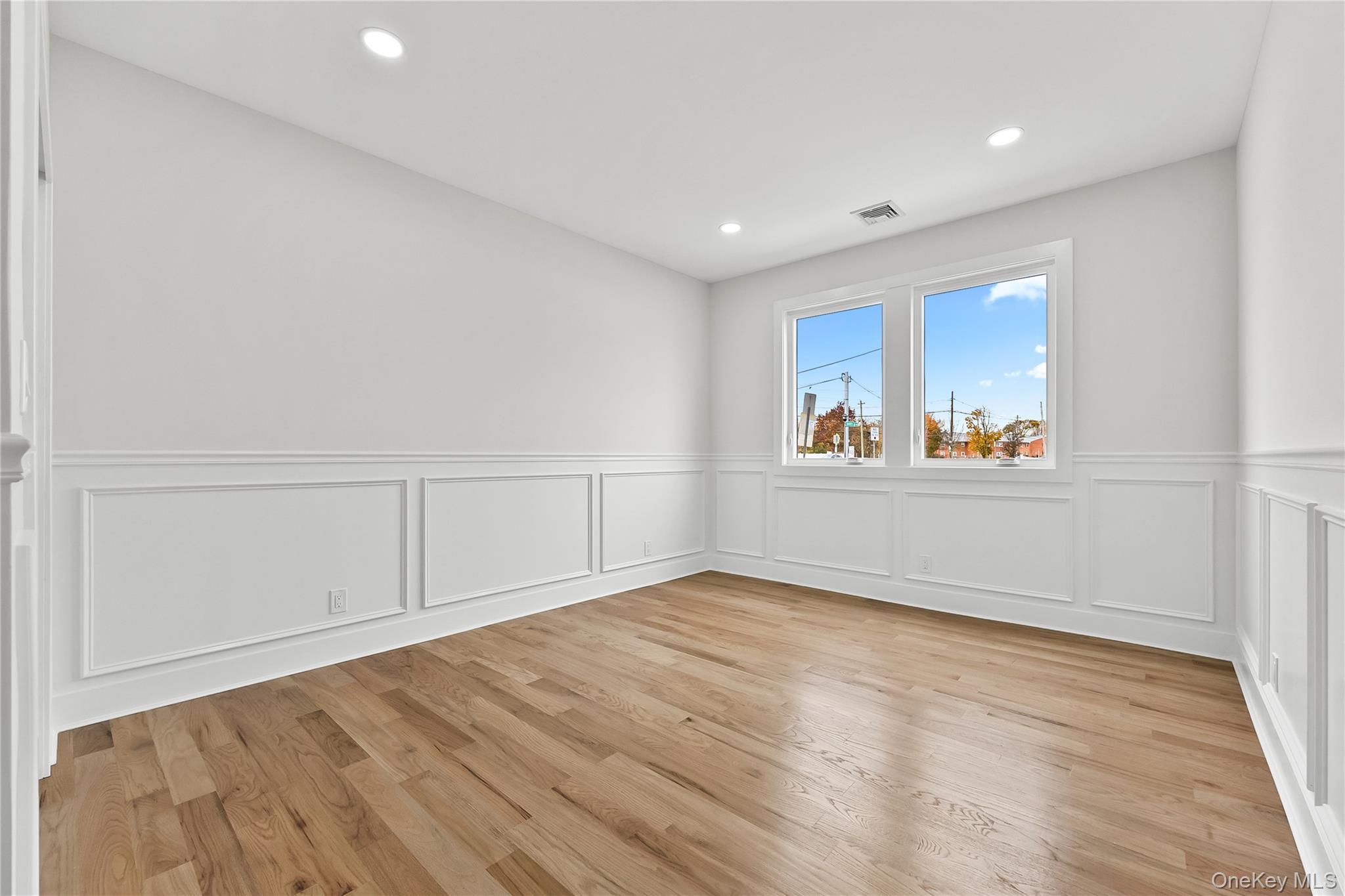 #15 photo, 2 Orchid Road, Levittown , NY 11756