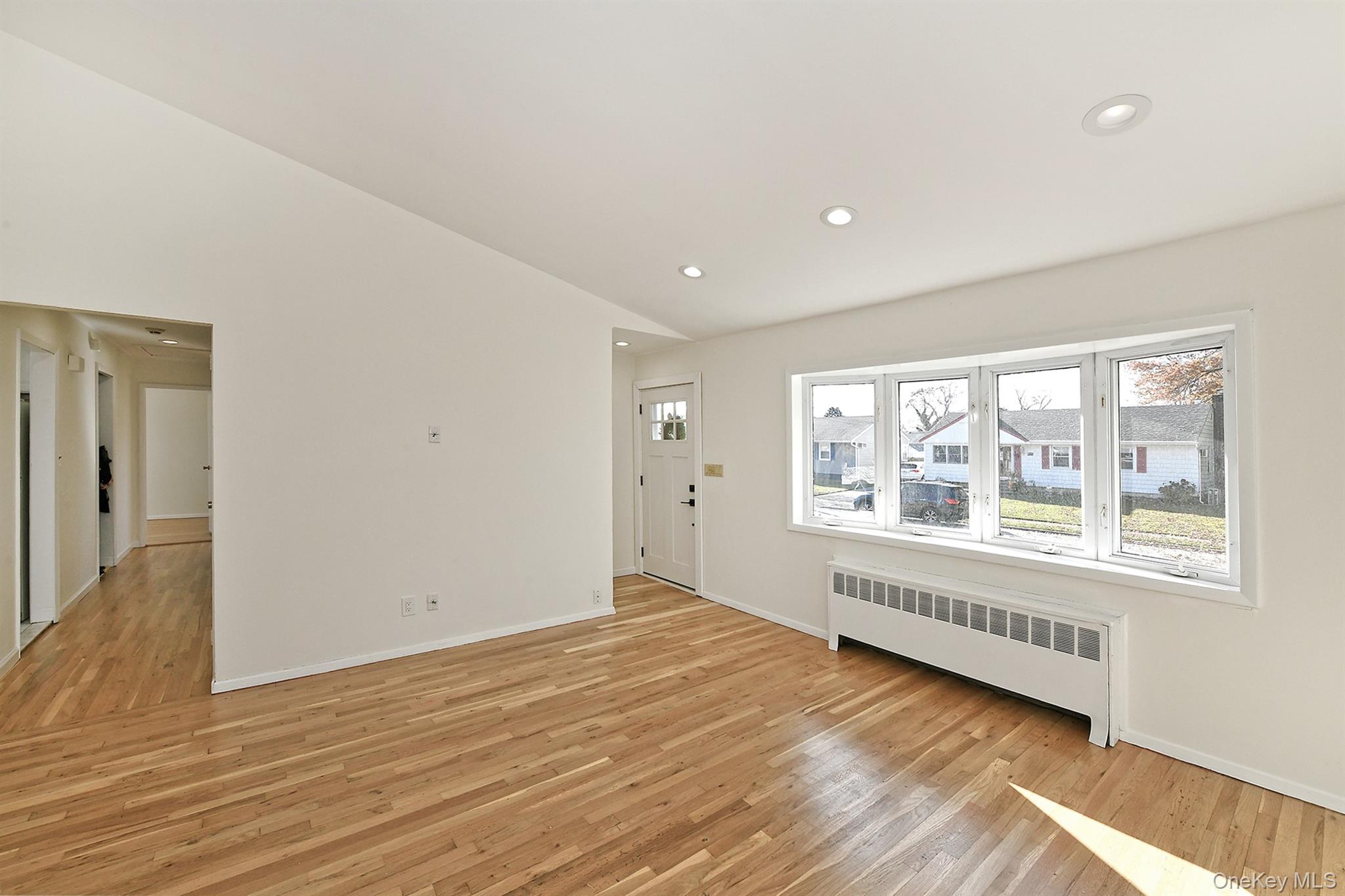 #9 photo, 7 Stephen Drive, Farmingdale , NY 11735