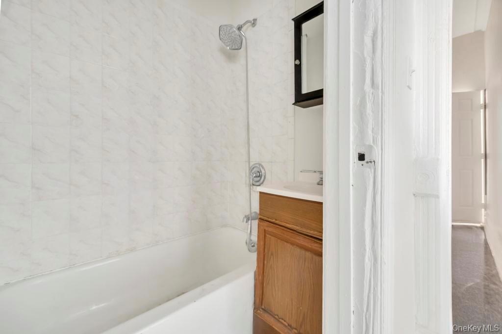 #17 photo, 737 Decatur Street, Brooklyn , NY 11233