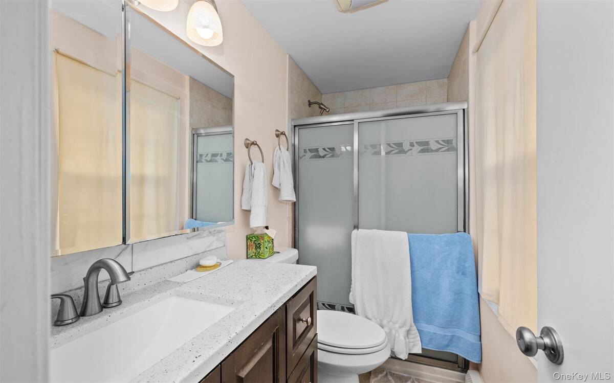 #14 photo, 19 Barnwell Lane, Stony Brook , NY 11790