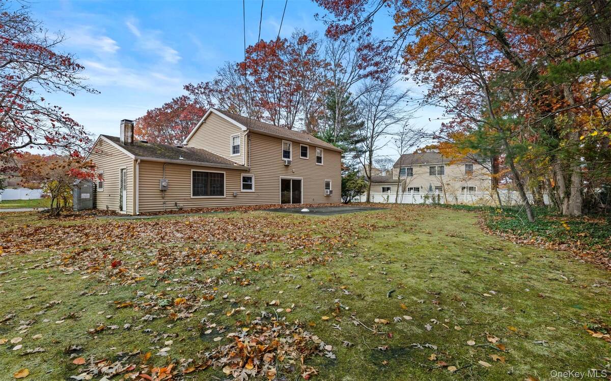 #16 photo, 19 Barnwell Lane, Stony Brook , NY 11790