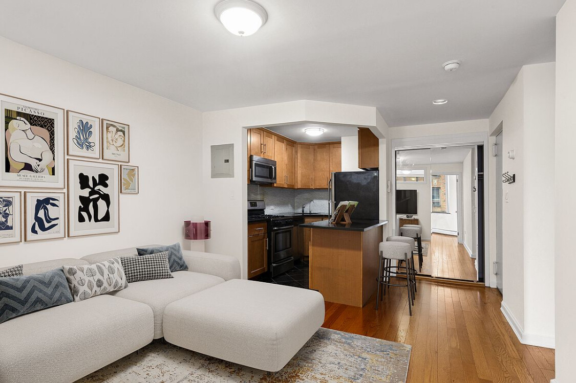 #3 photo, New York City, Manhattan Valley , NY 10025