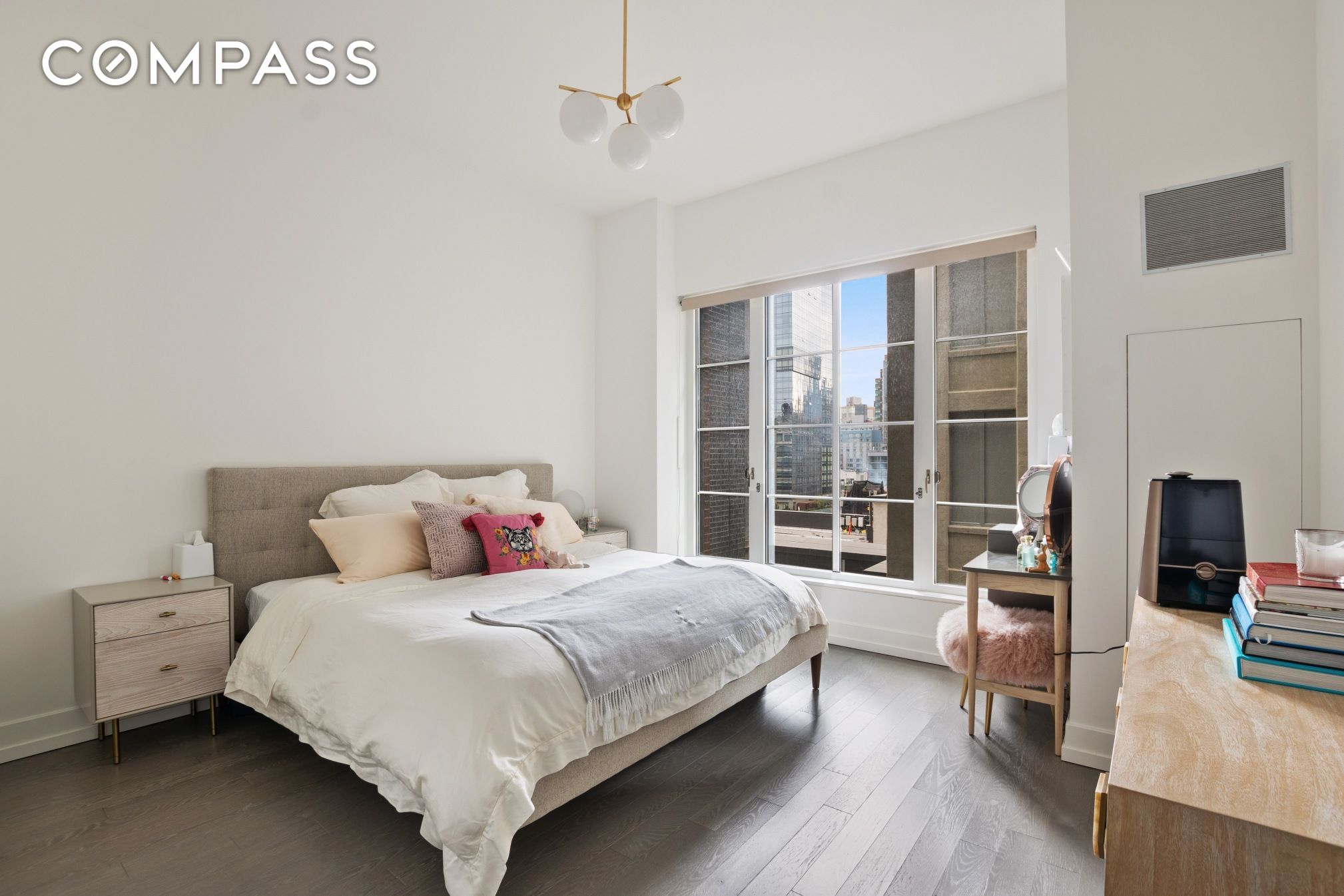 #6 photo, 70 Charlton Street, Hudson Square , NY 10014