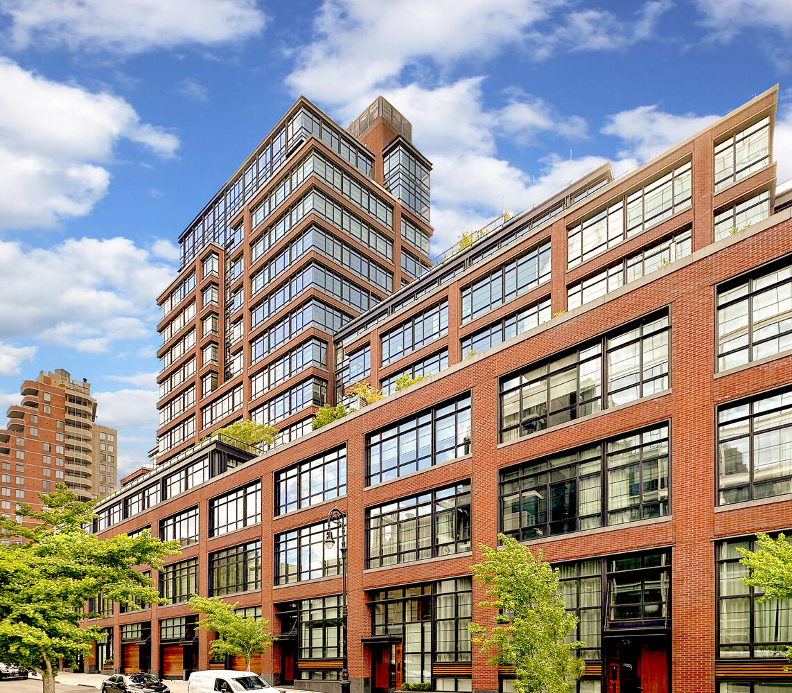 #16 photo, 150 CHARLES Street, West Village , NY 10014