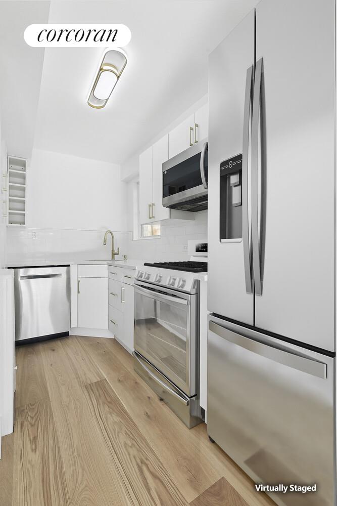 #5 photo, 230 E 79TH Street, Lenox Hill , NY 10075