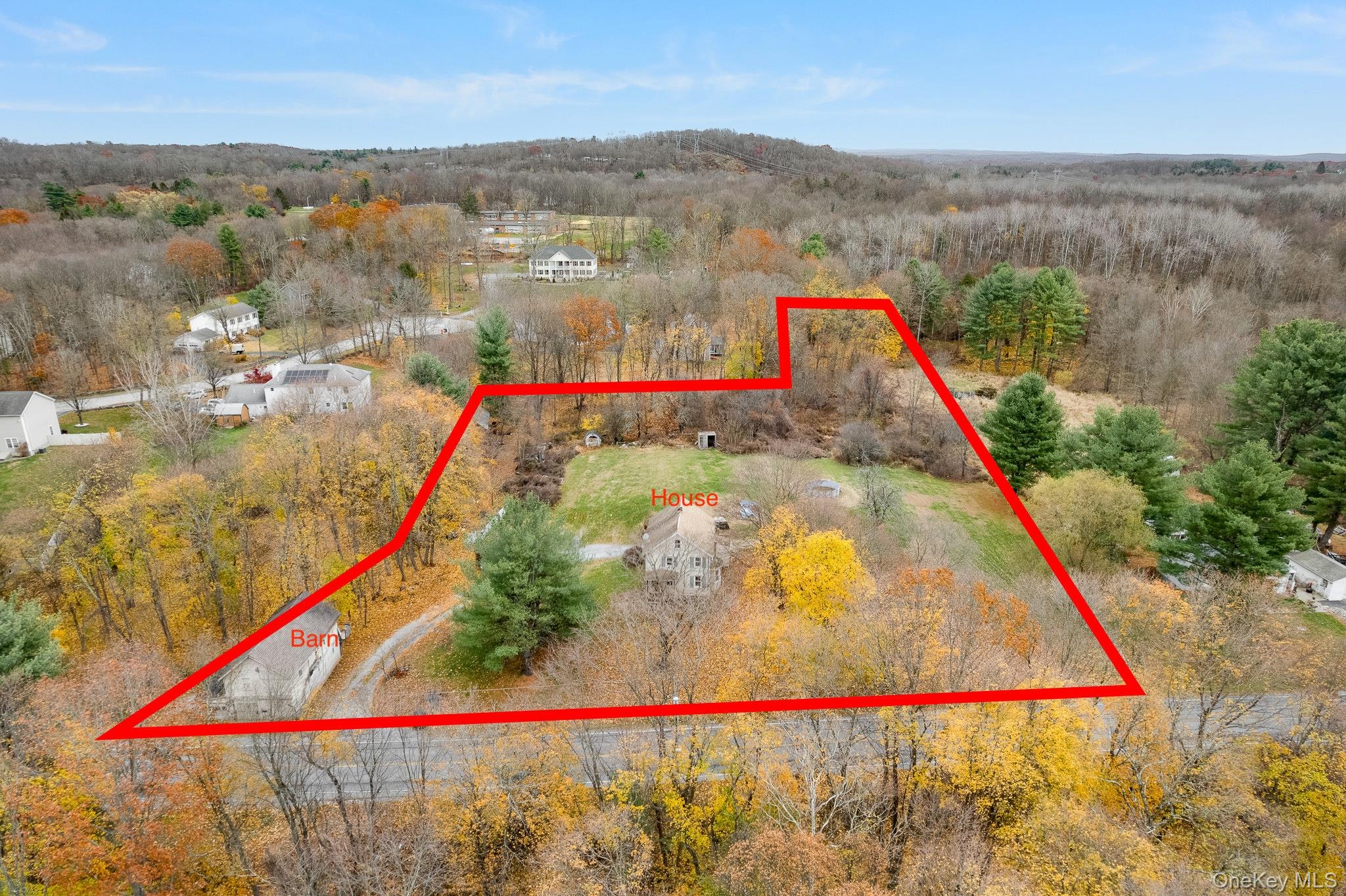 #4 photo, 284 S Quaker Lane, Hyde Park , NY 12538