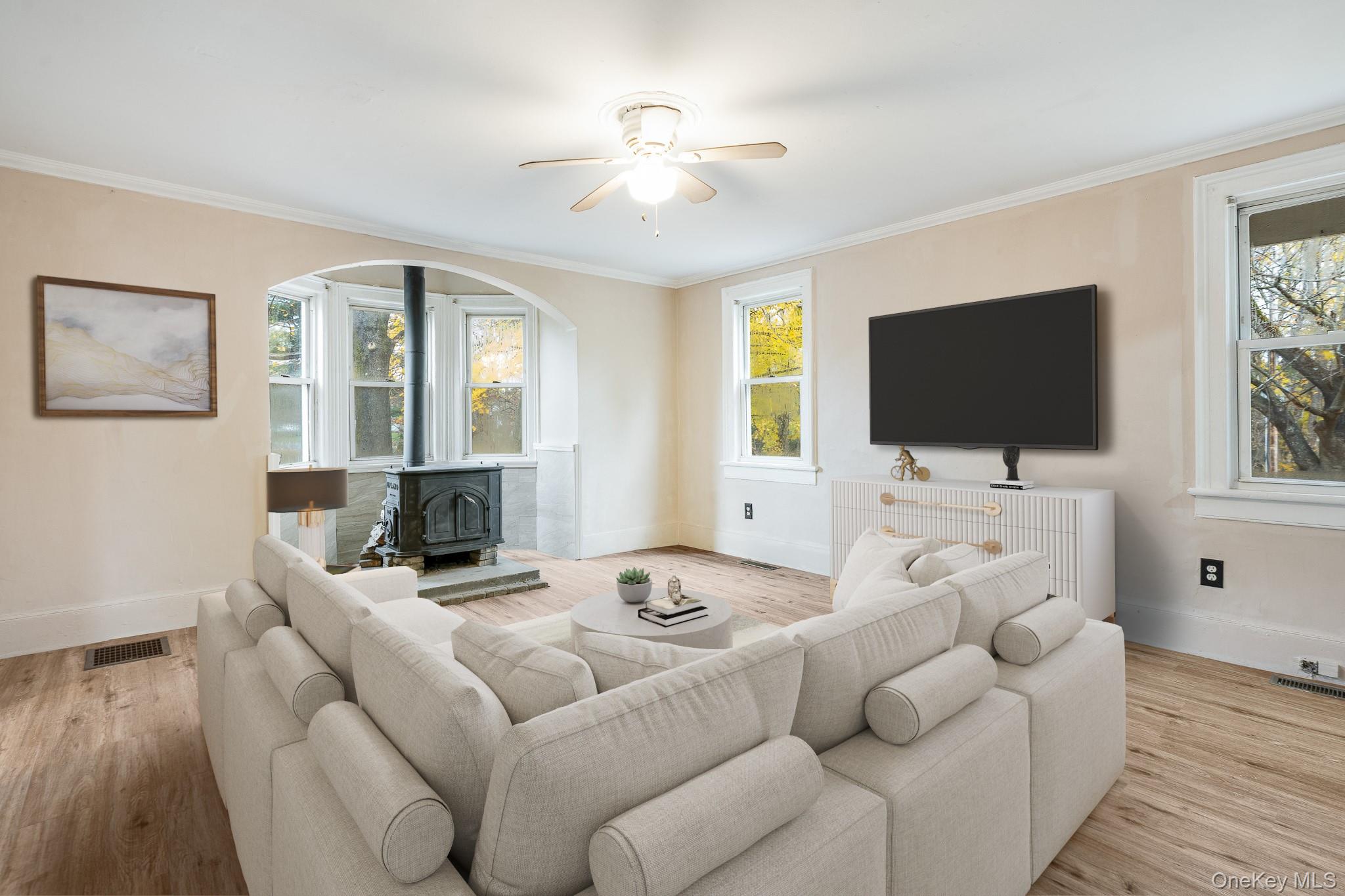 #7 photo, 284 S Quaker Lane, Hyde Park , NY 12538