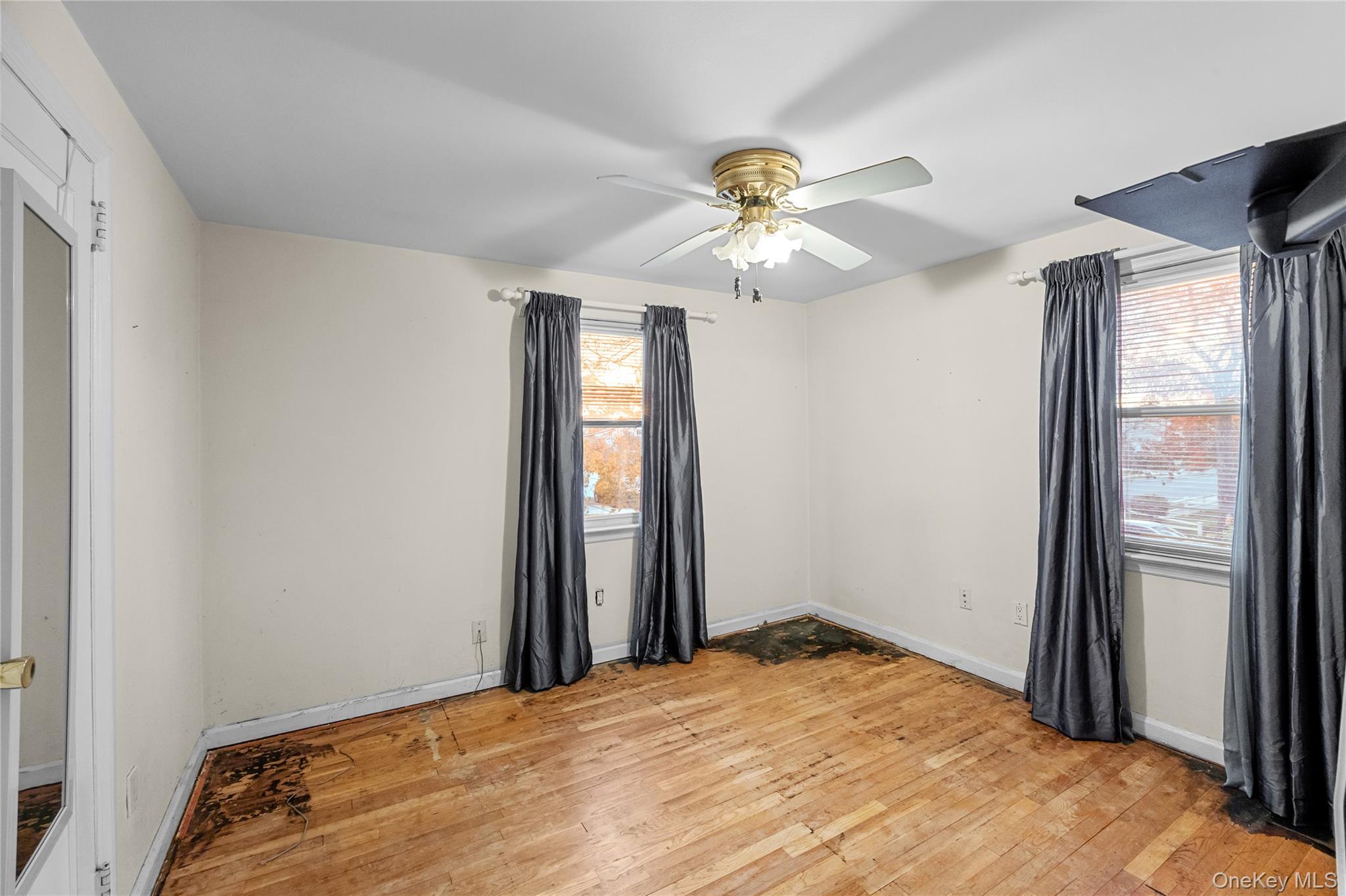 #13 photo, 2231 3rd Street, East Meadow , NY 11554