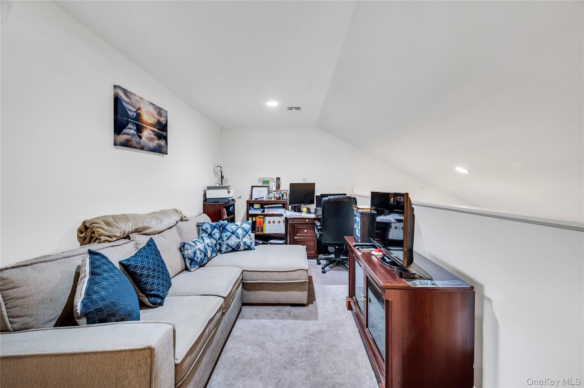 #11 photo, 156 Ashley Court, サフォーク郡 Central Islip , NY 11722