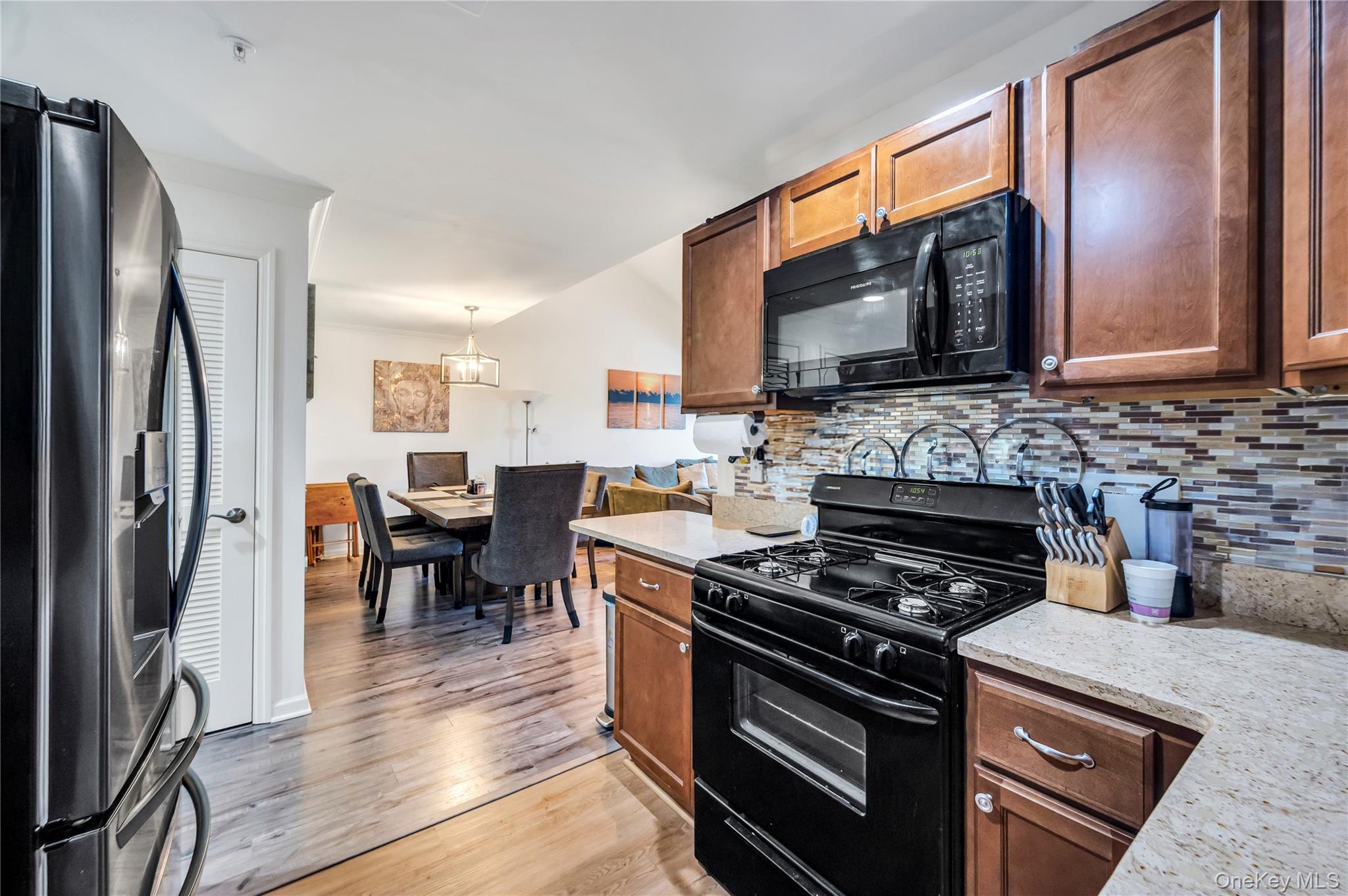 #15 photo, 156 Ashley Court, サフォーク郡 Central Islip , NY 11722