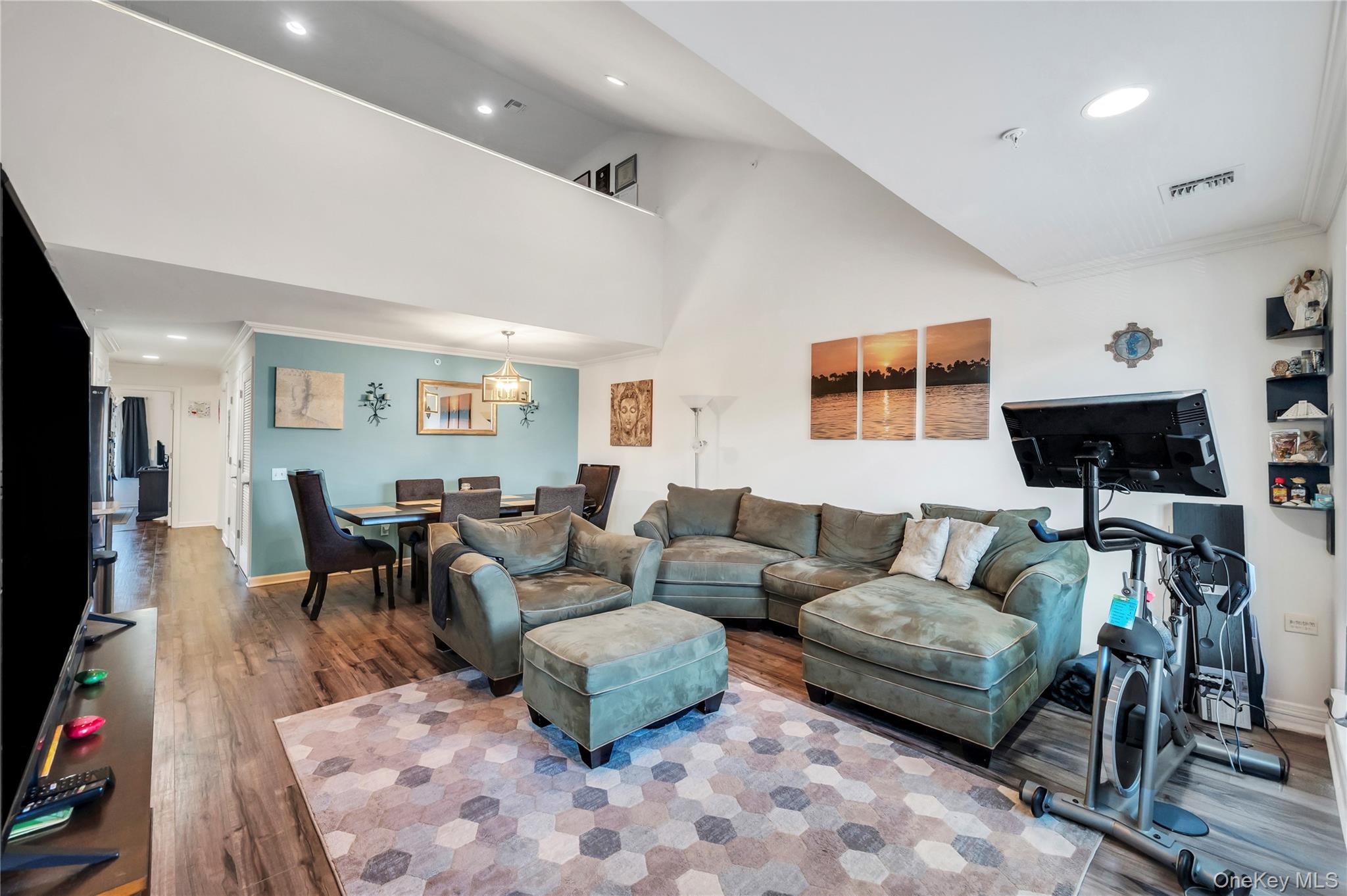 #8 photo, 156 Ashley Court, サフォーク郡 Central Islip , NY 11722