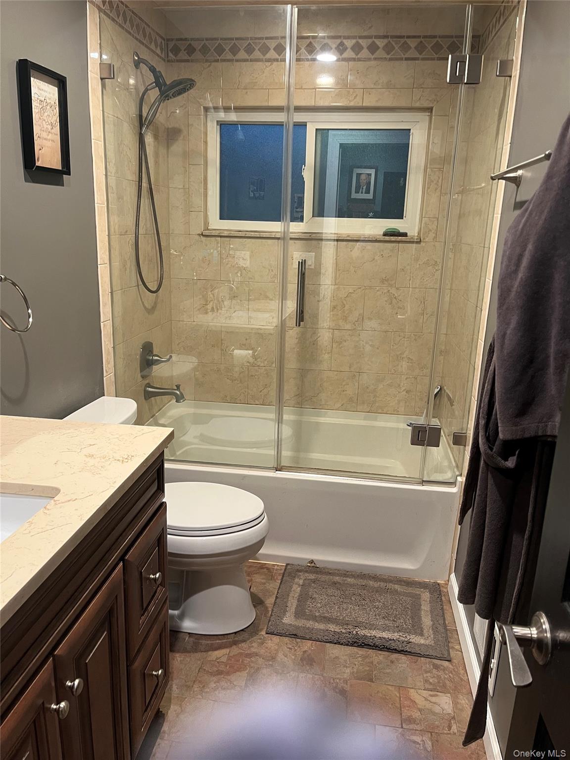 #5 photo, 1432 Lakeshore Drive, ناسو Massapequa Park , NY 11762