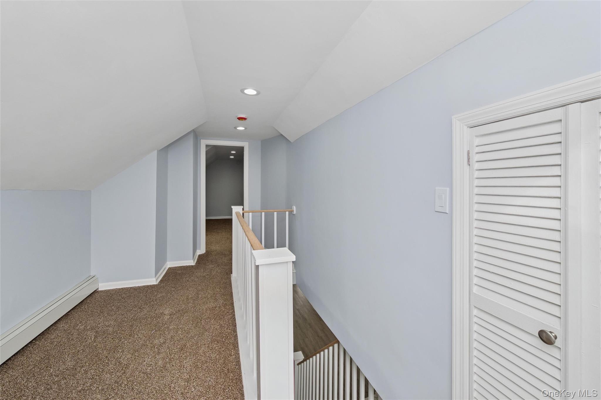 #12 photo, 12 HewLett Point Avenue, East Rockaway , NY 11518