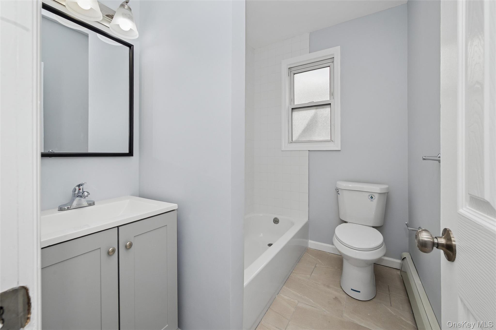 #9 photo, 12 HewLett Point Avenue, East Rockaway , NY 11518