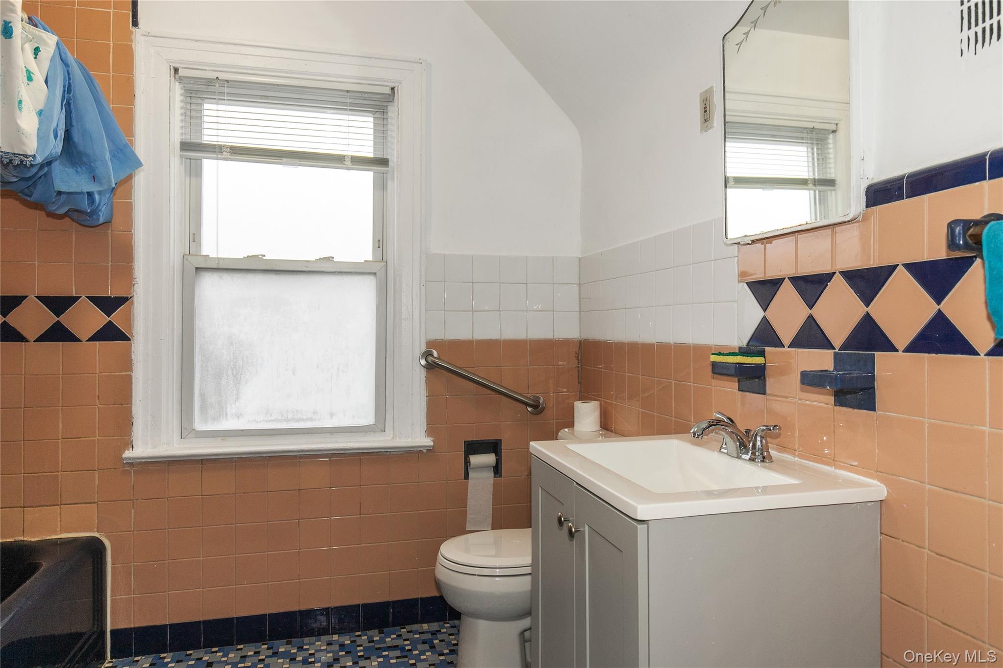 #10 photo, 15 Clyde Avenue, ناسو Hempstead , NY 11550