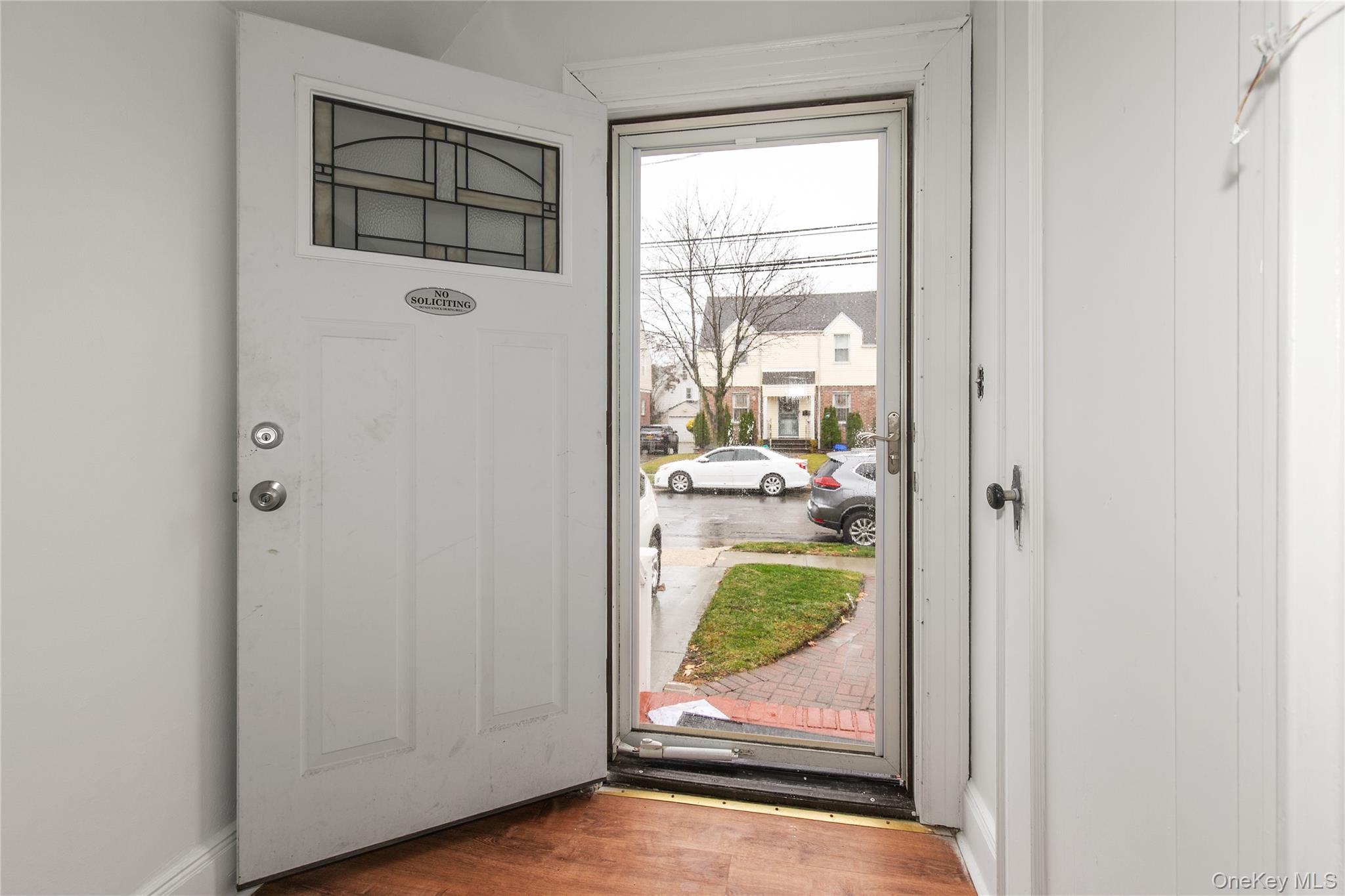 #4 photo, 15 Clyde Avenue, ناسو Hempstead , NY 11550