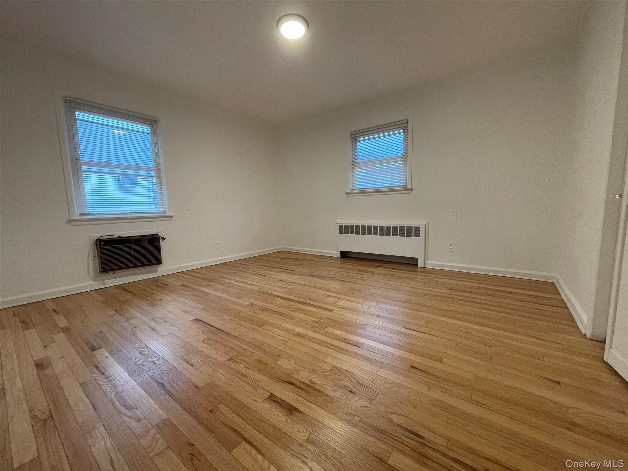 #14 photo, 3305 1st Street, Oceanside , NY 11572