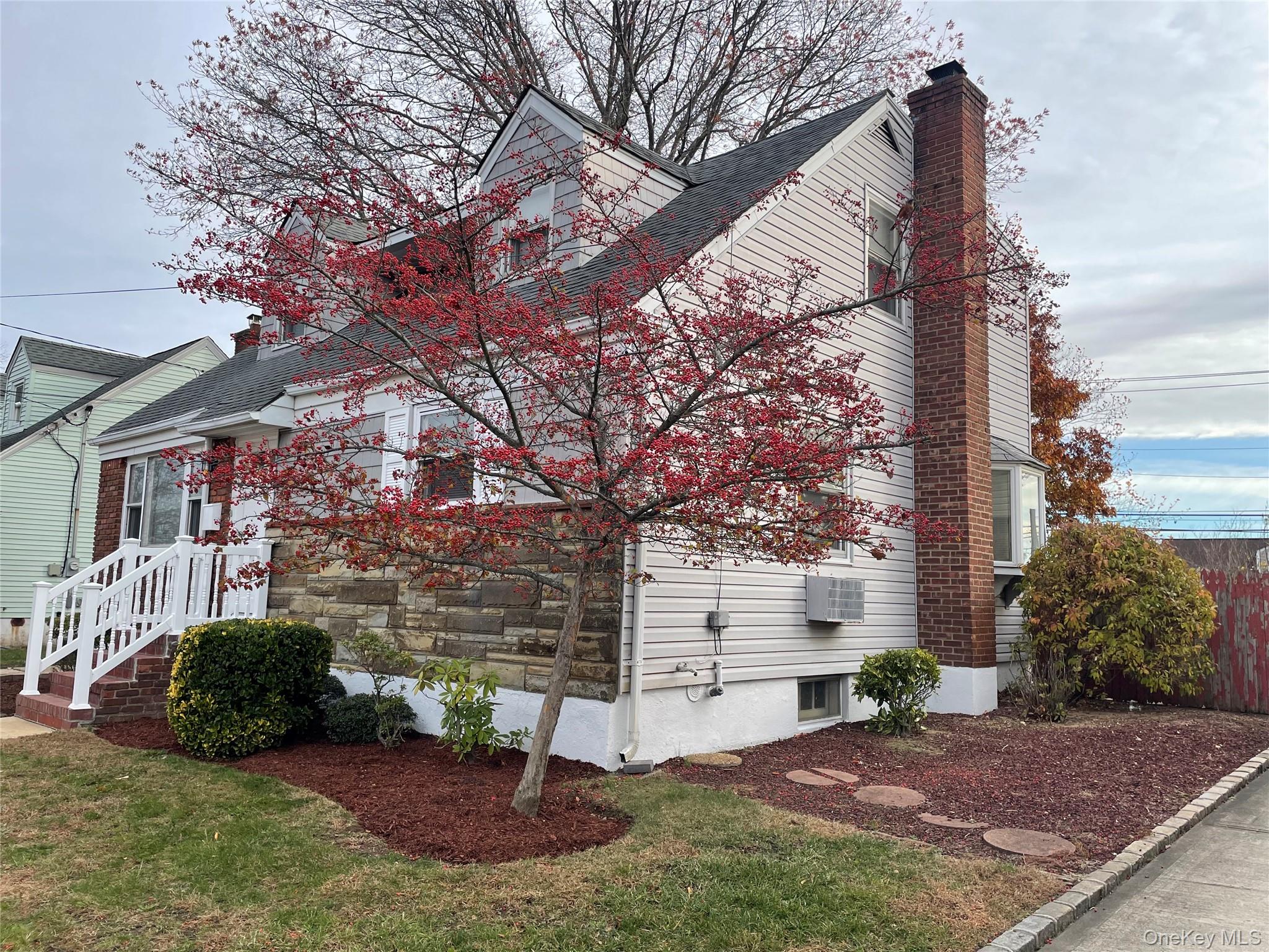 #4 photo, 3305 1st Street, Oceanside , NY 11572