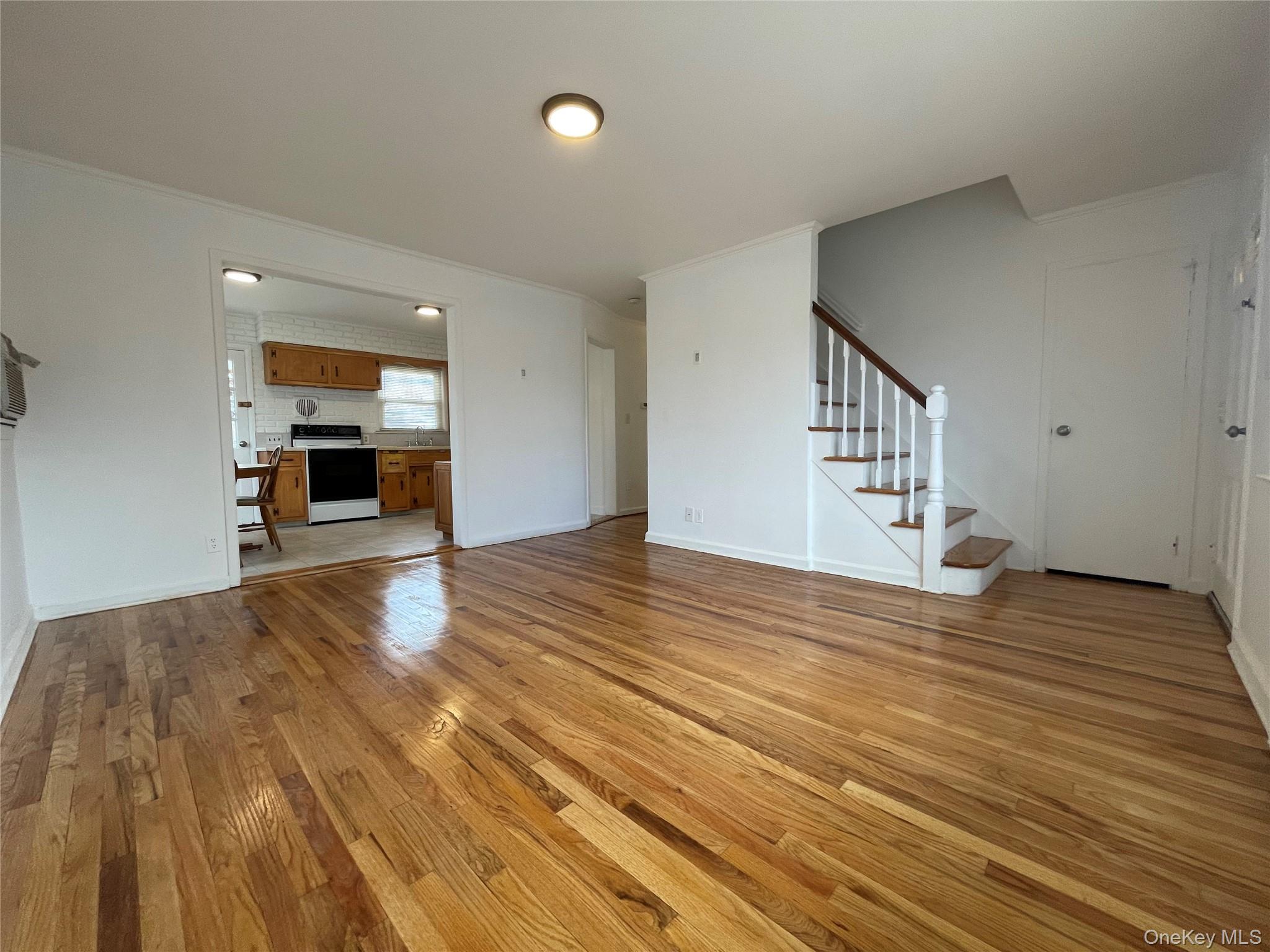 #5 photo, 3305 1st Street, Oceanside , NY 11572