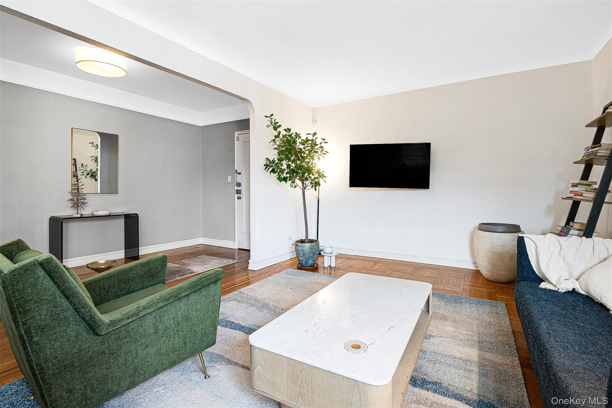 #11 photo, 99-45 67th Road, Forest Hills , NY 11375