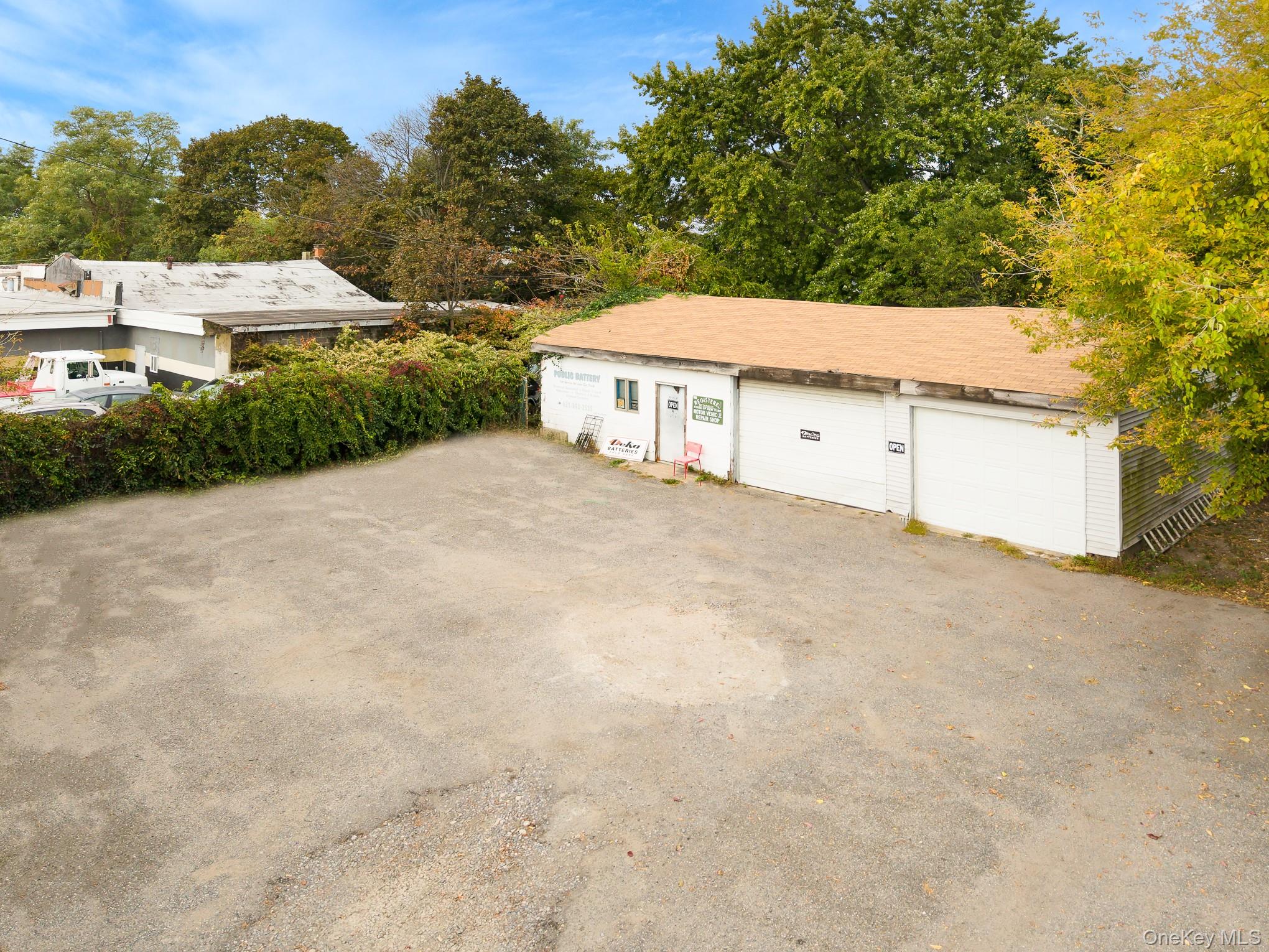 #12 photo, 1355 & 1385 Montauk Highway, Copiague , NY 11726