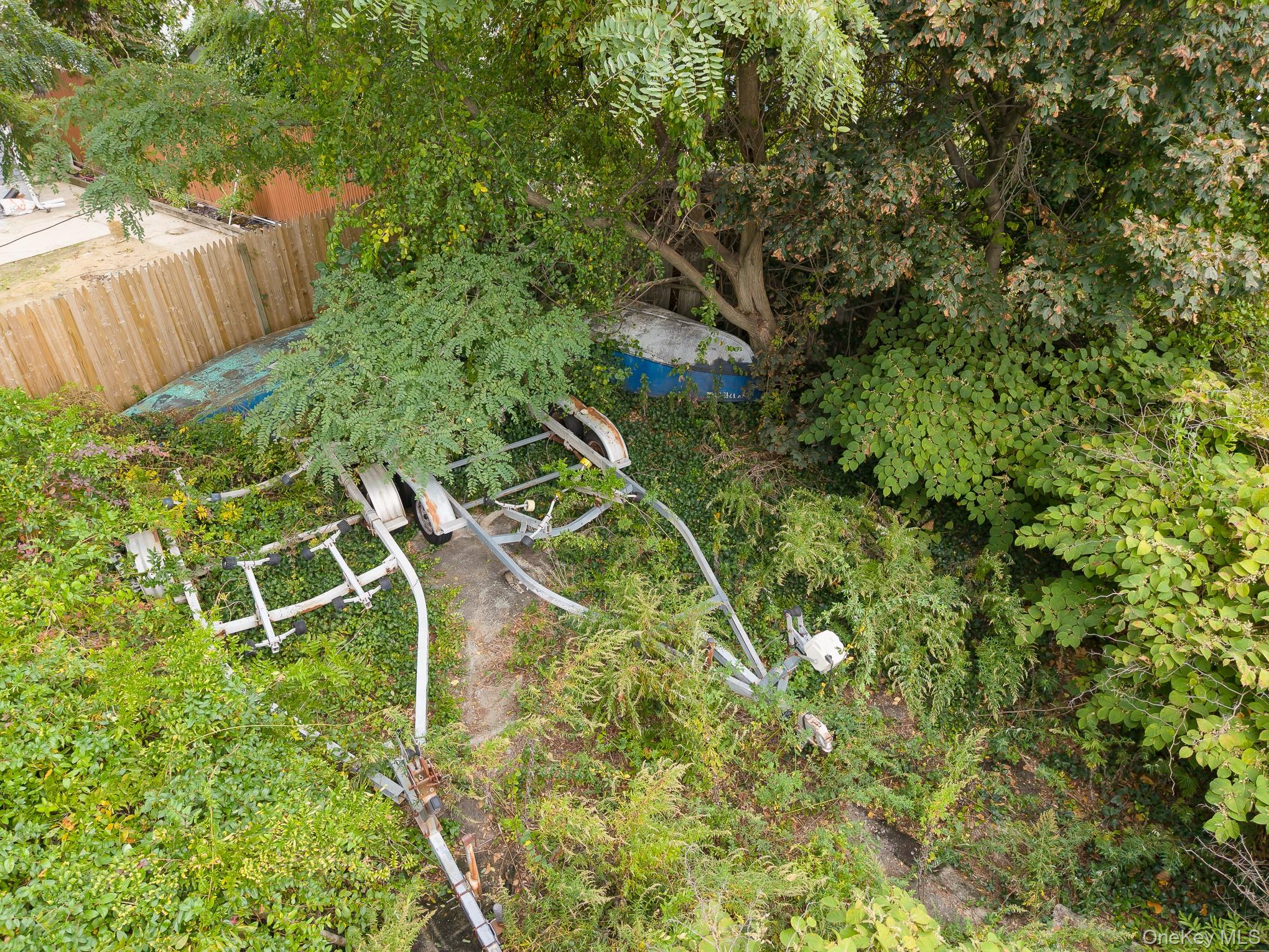 #13 photo, 1355 & 1385 Montauk Highway, Copiague , NY 11726