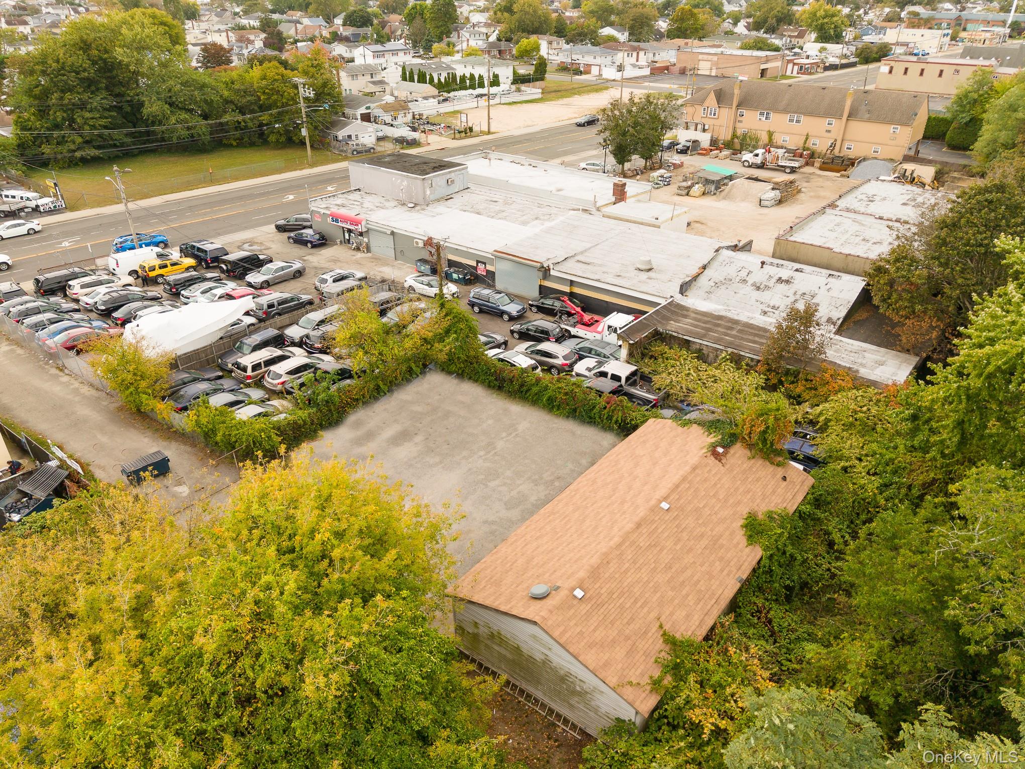 #5 photo, 1355 & 1385 Montauk Highway, Copiague , NY 11726