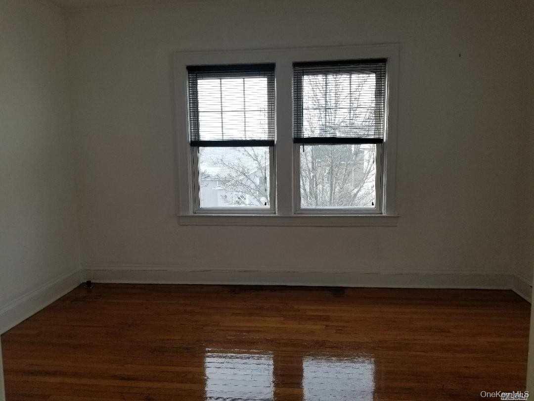 #4 photo, 36 Barnes Street, Long Beach , NY 11561