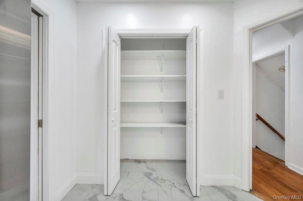 #12 photo, 34 Alstead Road, Valley Stream , NY 11580