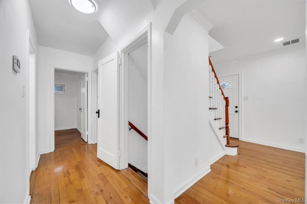 #17 photo, 34 Alstead Road, Valley Stream , NY 11580