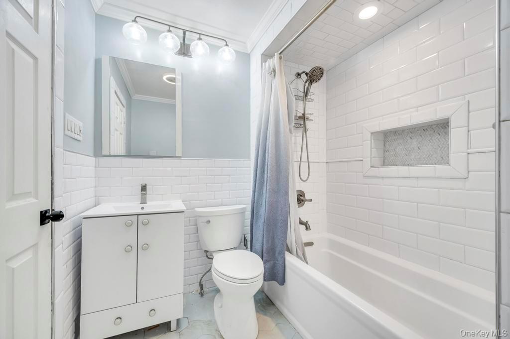 #18 photo, 34 Alstead Road, Valley Stream , NY 11580