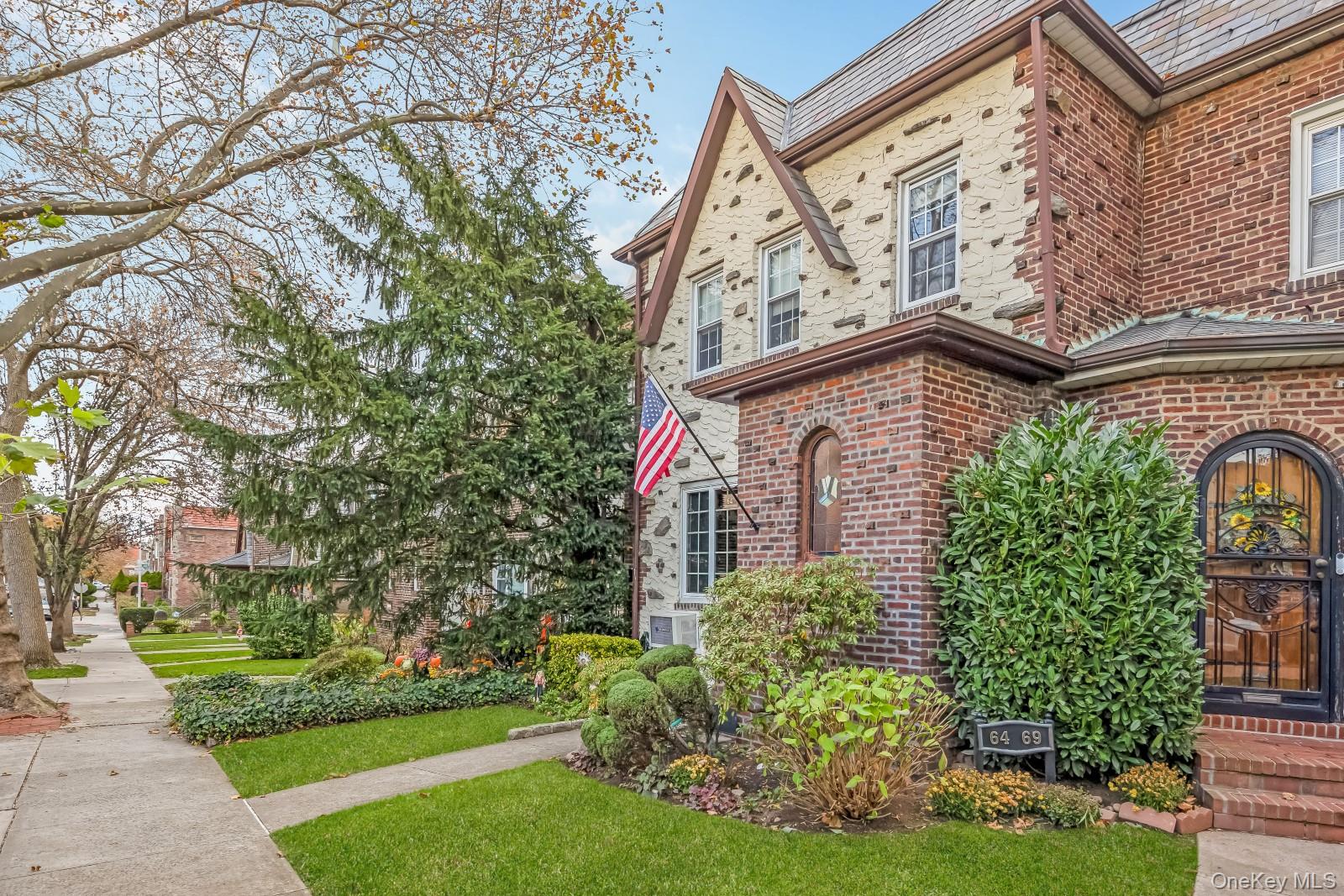 #3 photo, 64-67 83rd Street, Middle Village , NY 11379