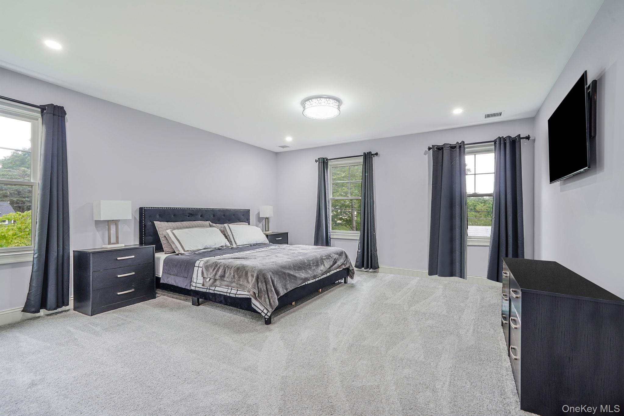 #16 photo, 122 4th Street, Saint James , NY 11780